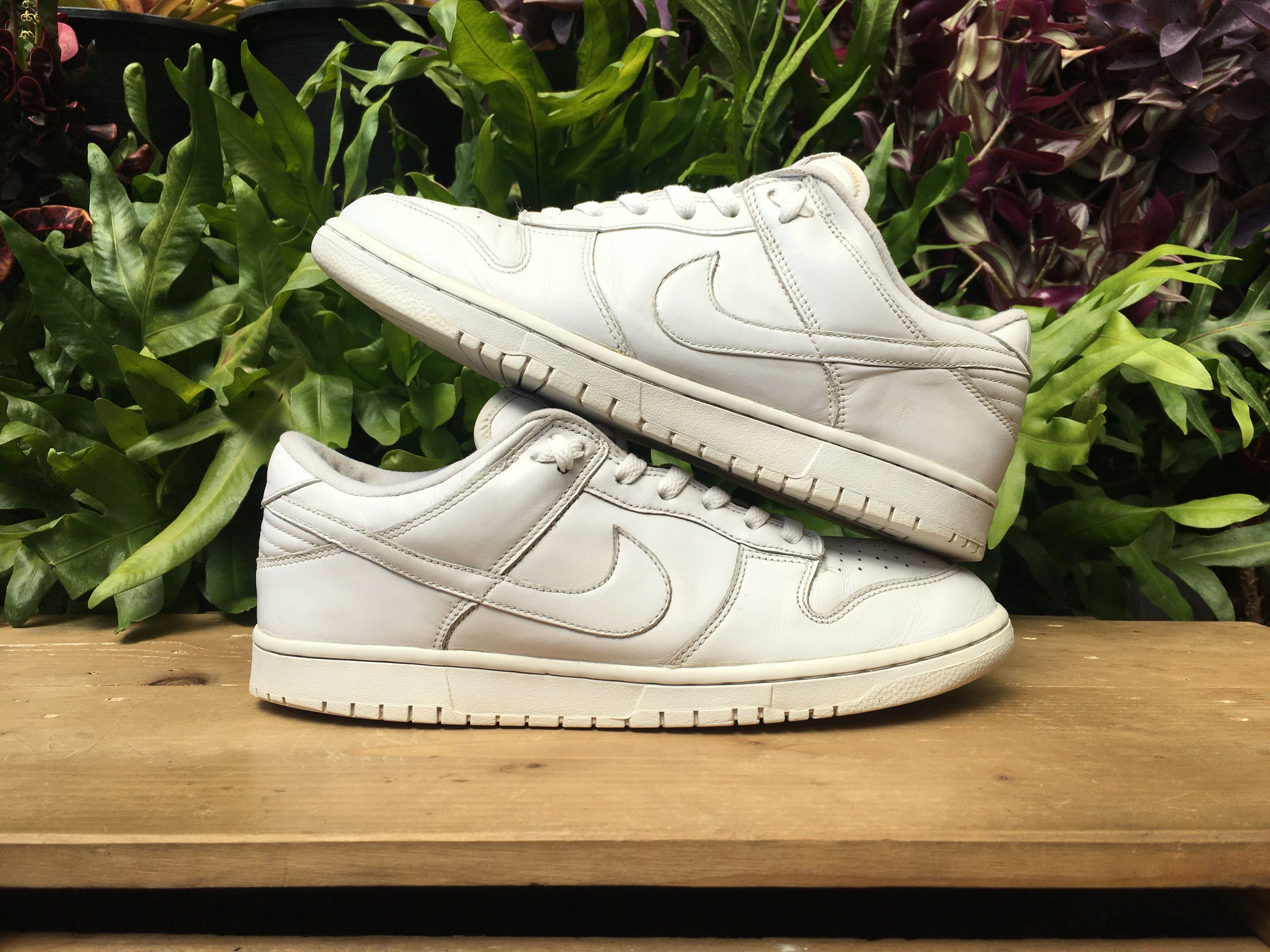 Nike 🔥 Rare Vintage Nike Dunk Low Triple White 2005 Size US 10 / EU 43 - 3 Thumbnail