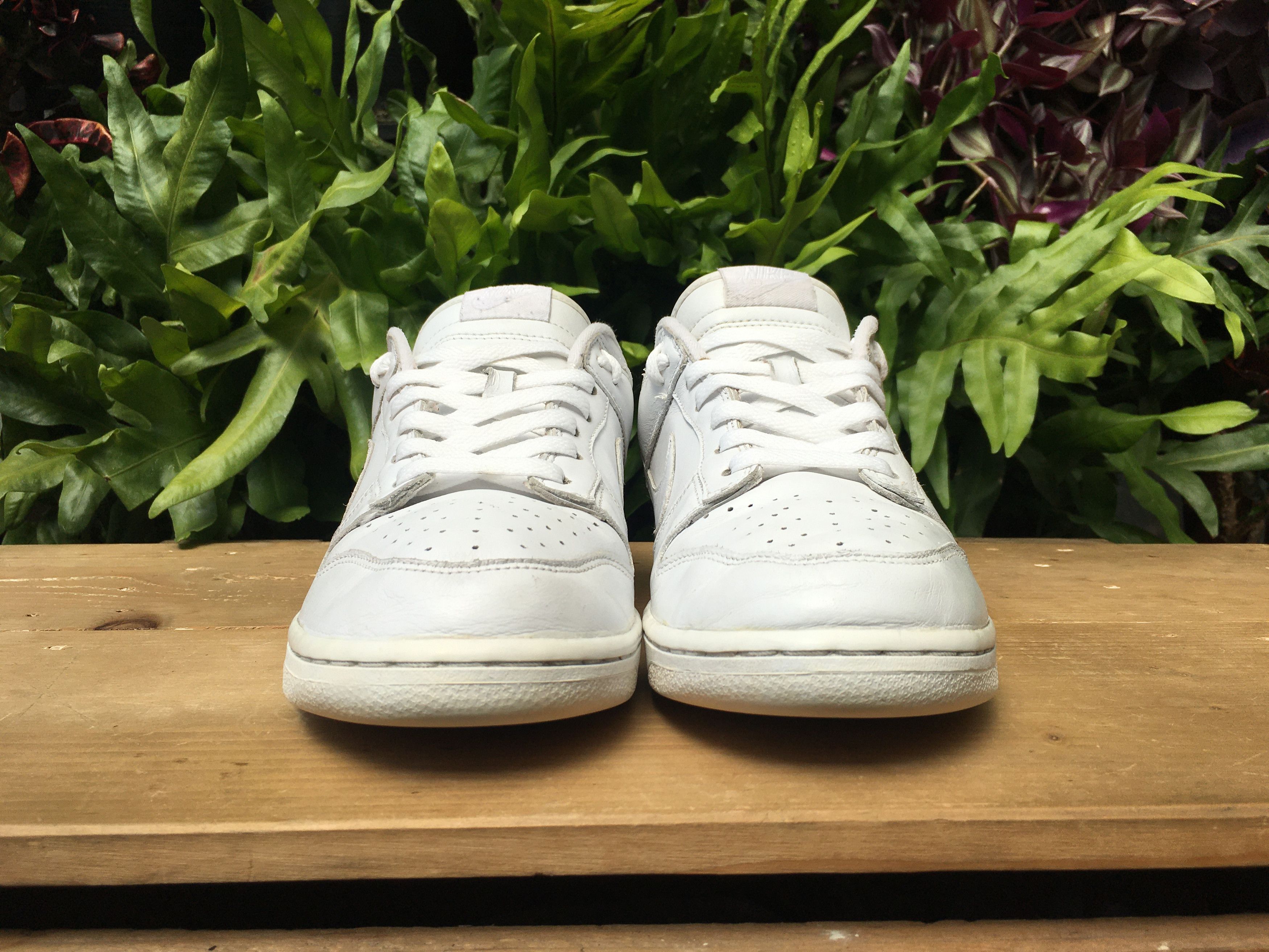 Nike 🔥 Rare Vintage Nike Dunk Low Triple White 2005 Size US 10 / EU 43 - 10 Thumbnail