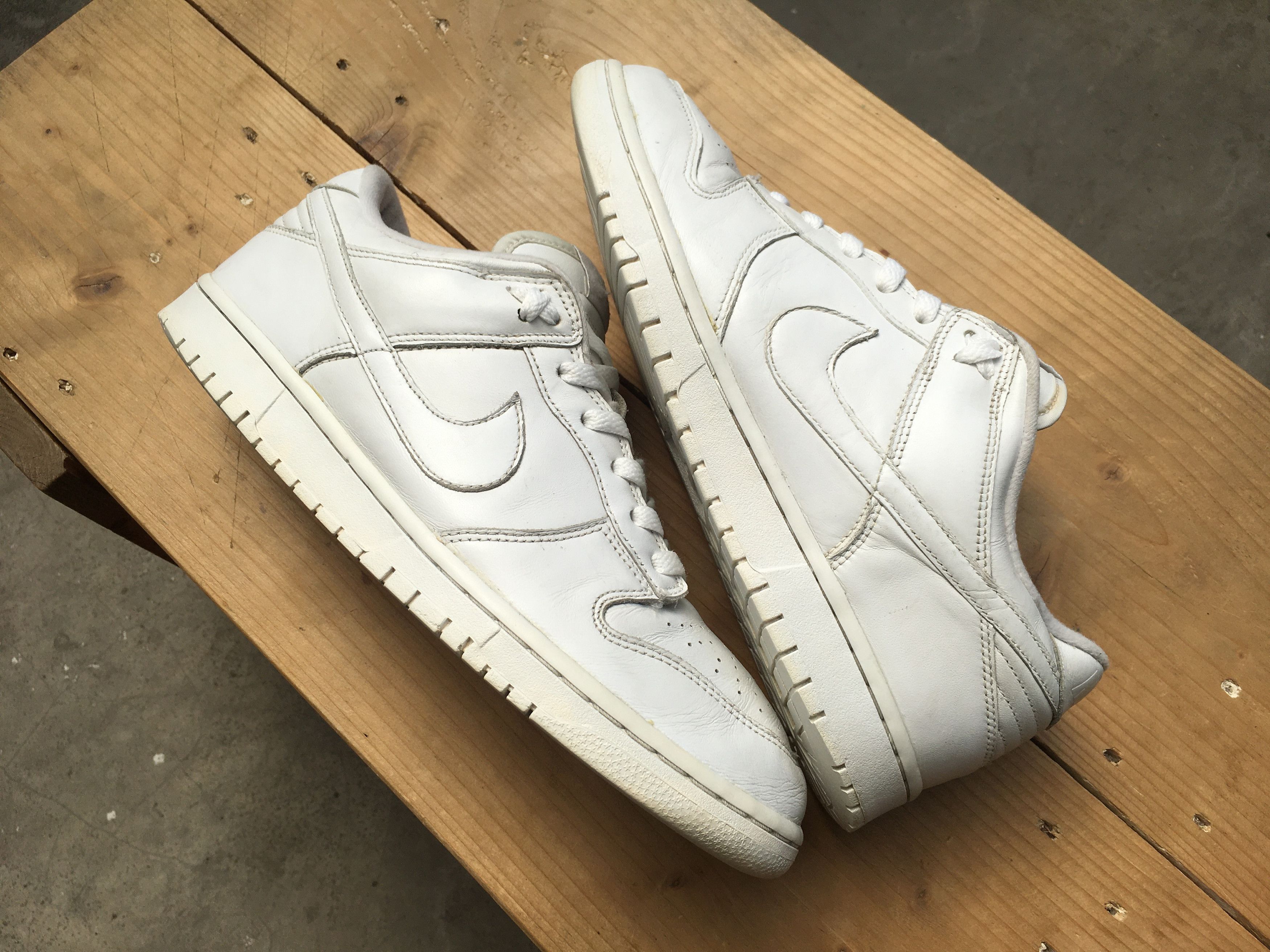 Nike 🔥 Rare Vintage Nike Dunk Low Triple White 2005 Size US 10 / EU 43 - 19 Thumbnail