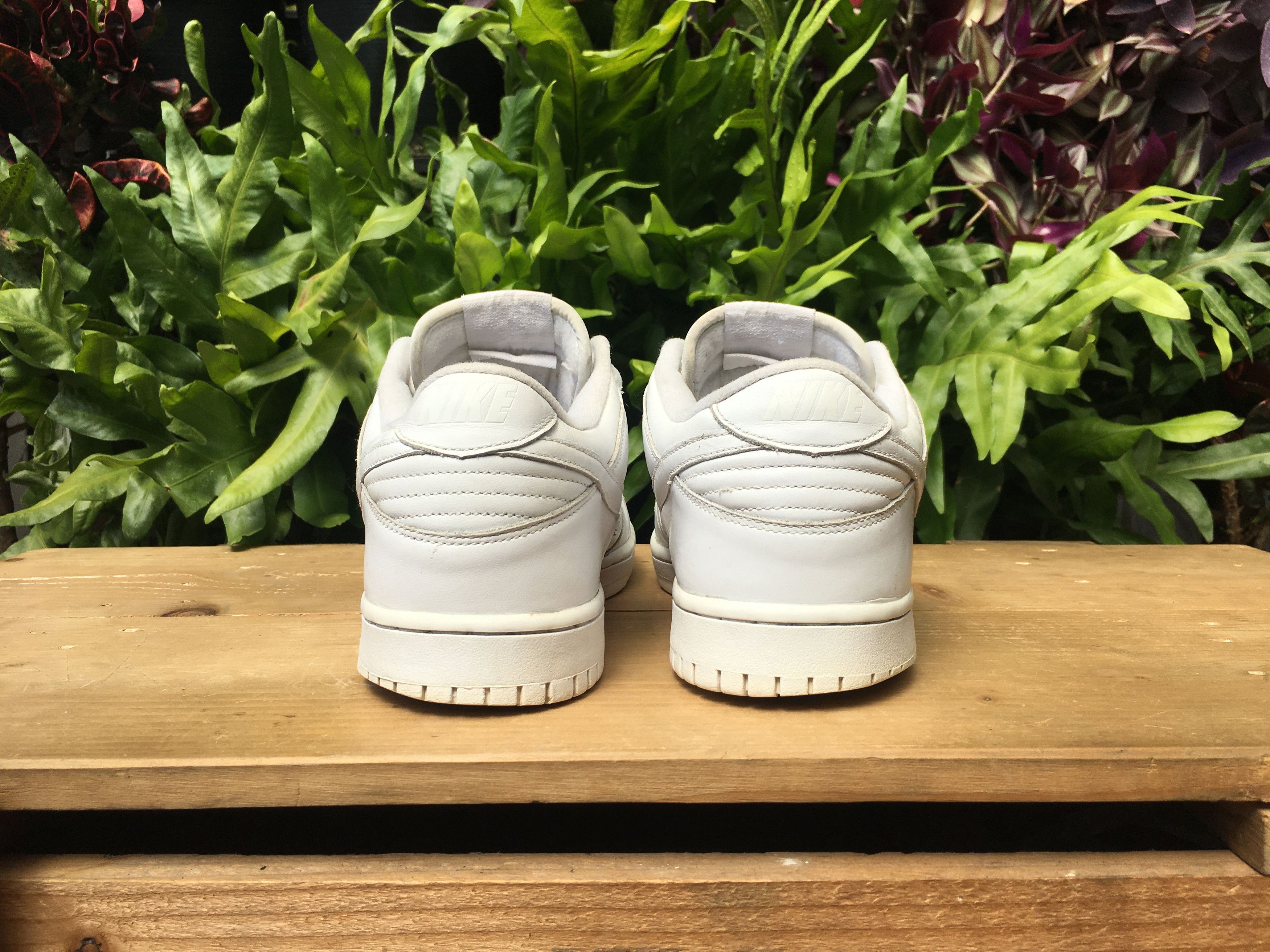 Nike 🔥 Rare Vintage Nike Dunk Low Triple White 2005 Size US 10 / EU 43 - 14 Thumbnail