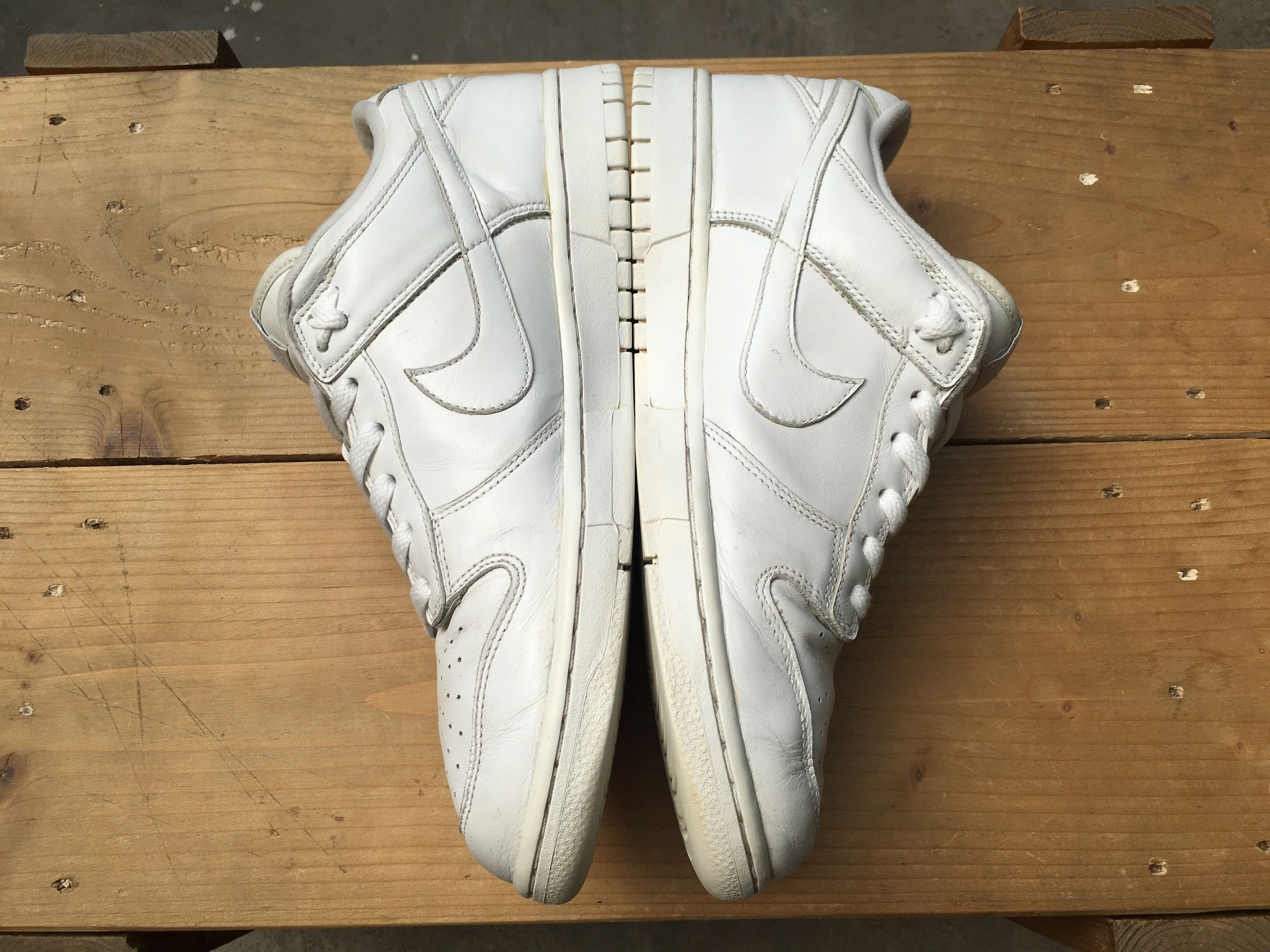 Nike 🔥 Rare Vintage Nike Dunk Low Triple White 2005 Size US 10 / EU 43 - 22 Thumbnail