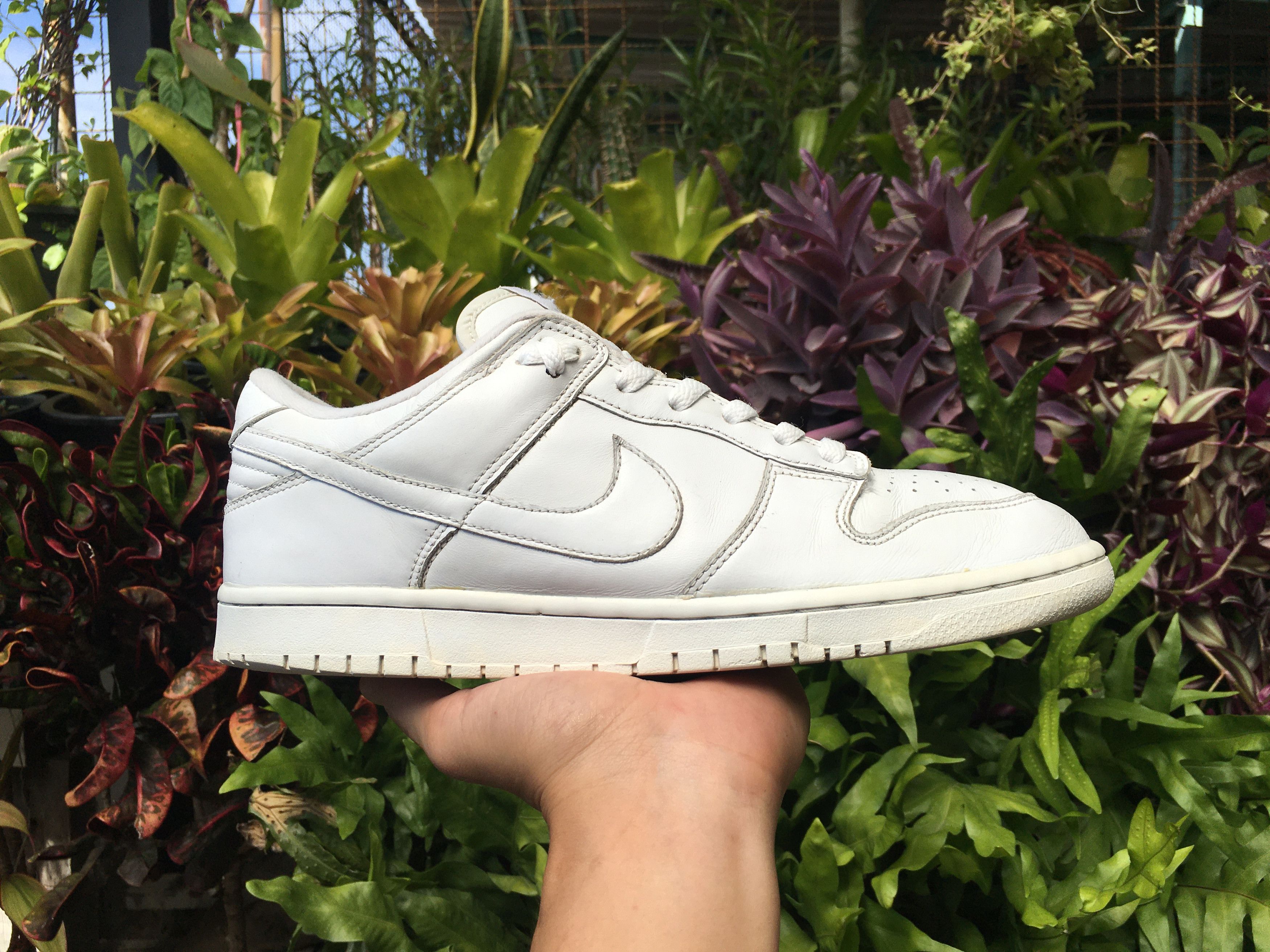 Nike 🔥 Rare Vintage Nike Dunk Low Triple White 2005 Size US 10 / EU 43 - 24 Thumbnail