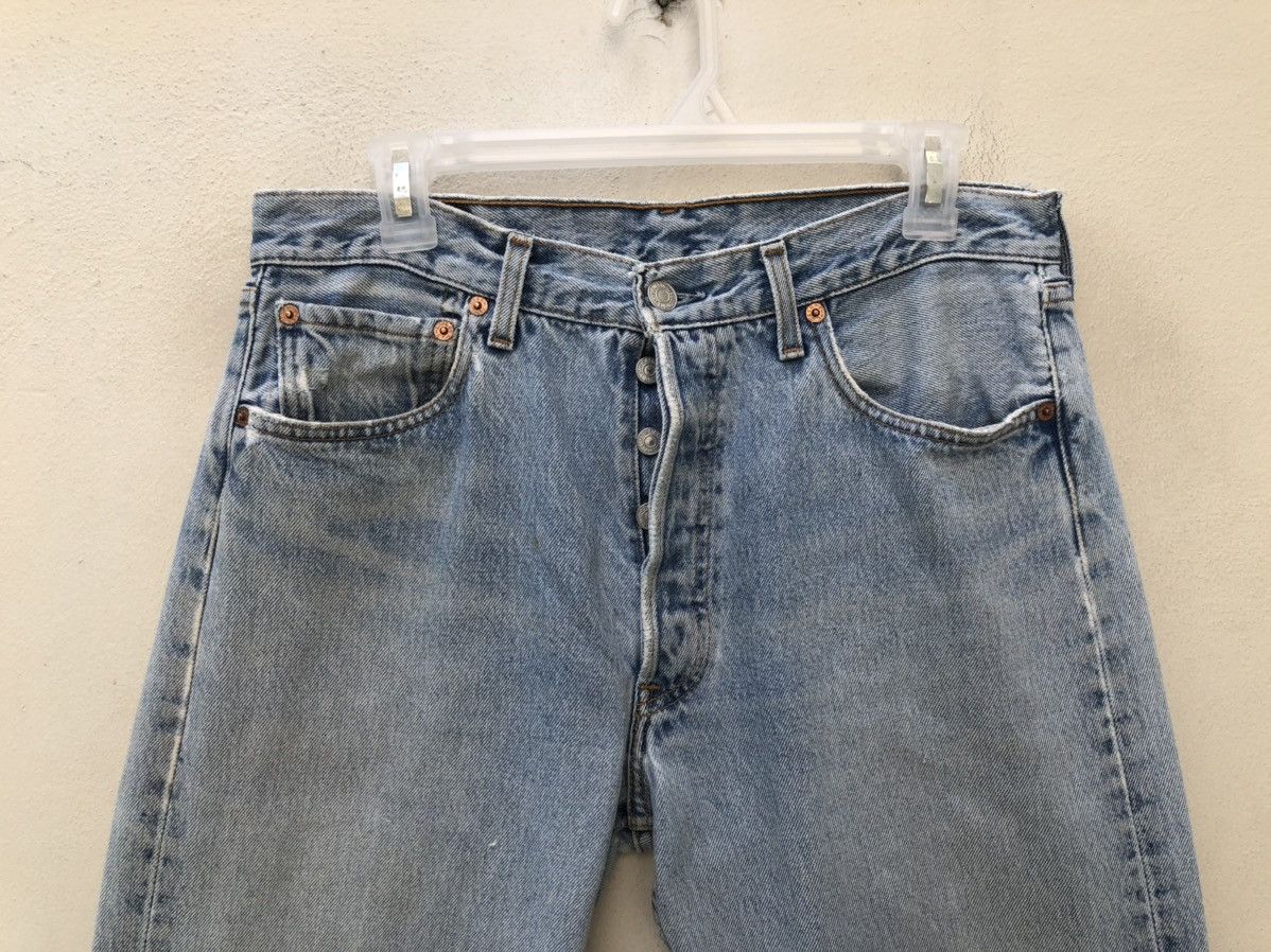 Levi's Vintage 2000s Levi’s 501 Jeans Distressed Released Hem Denim Size US 32 / EU 48 - 2 Thumbnail