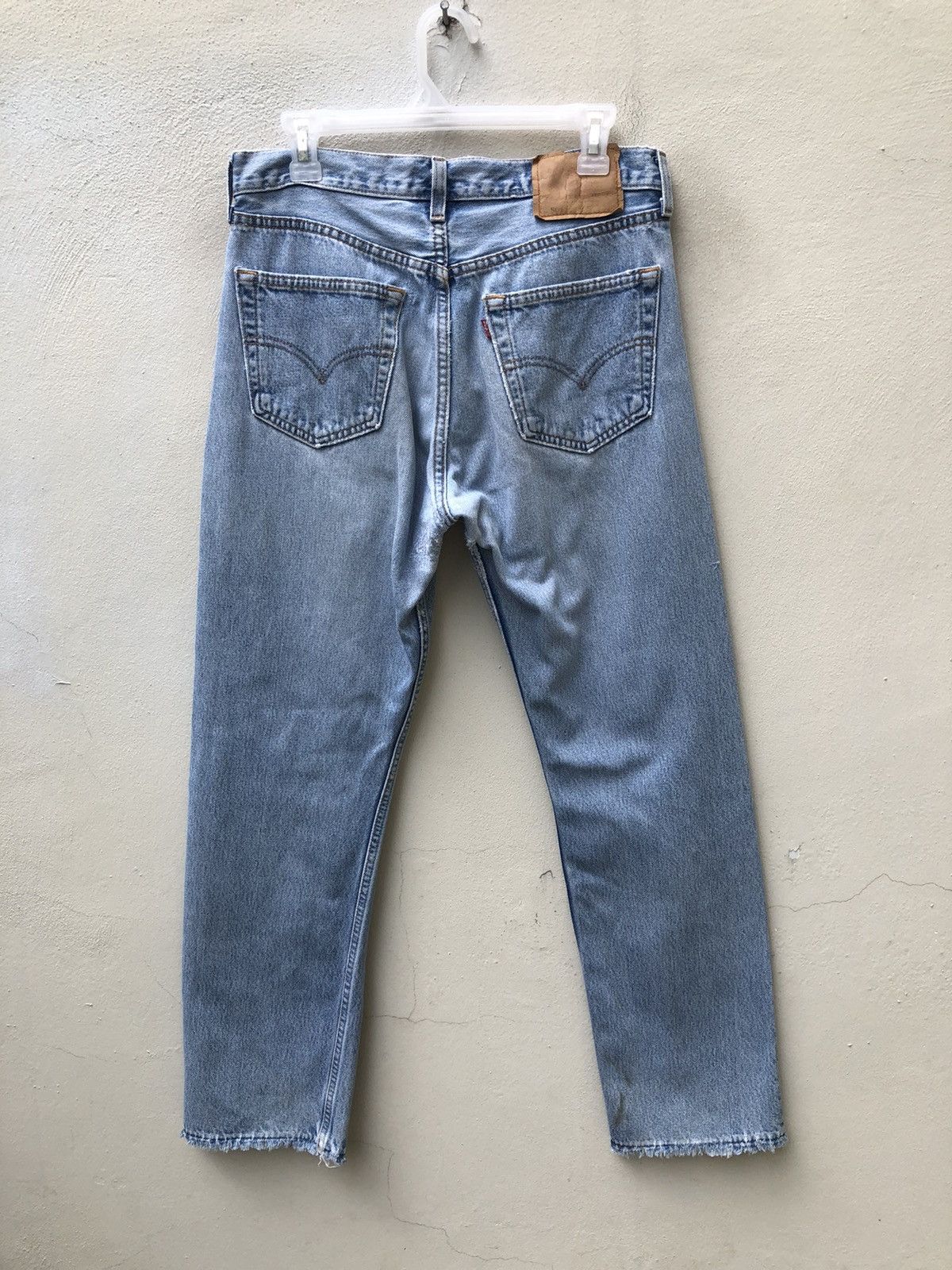 Levi's 90s Levi’s 501 Jeans Usa Distressed Denim Release Hem Size US 31 - 12 Thumbnail