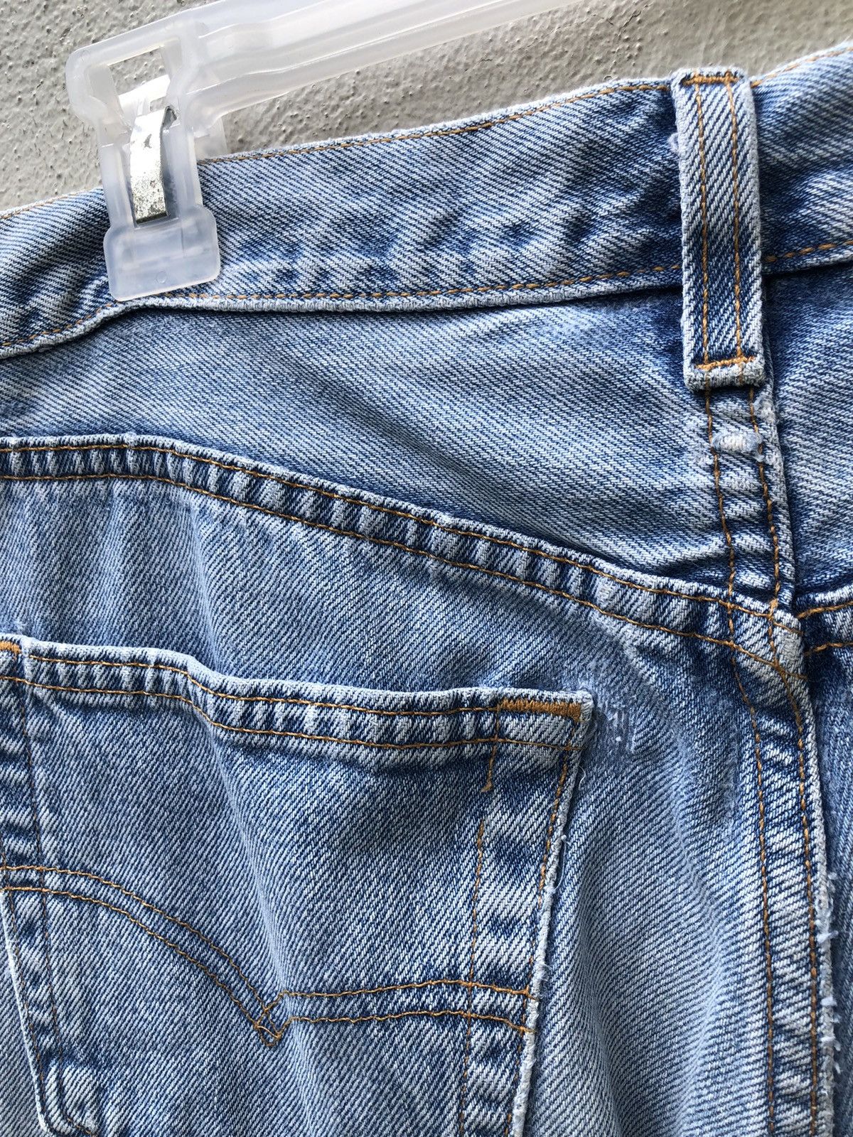 Levi's 90s Levi’s 501 Jeans Usa Distressed Denim Release Hem Size US 31 - 15 Thumbnail