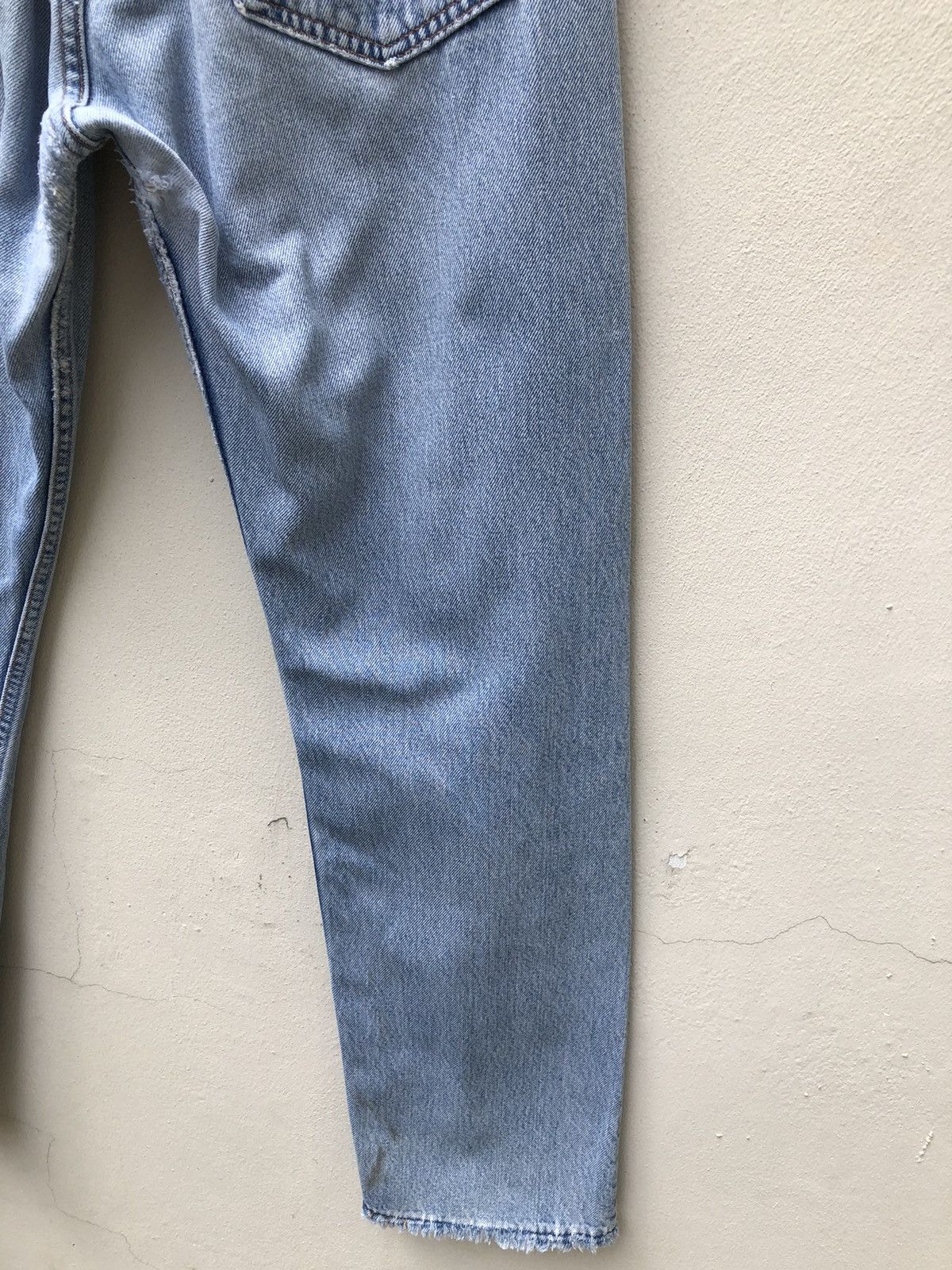 Levi's 90s Levi’s 501 Jeans Usa Distressed Denim Release Hem Size US 31 - 20 Thumbnail