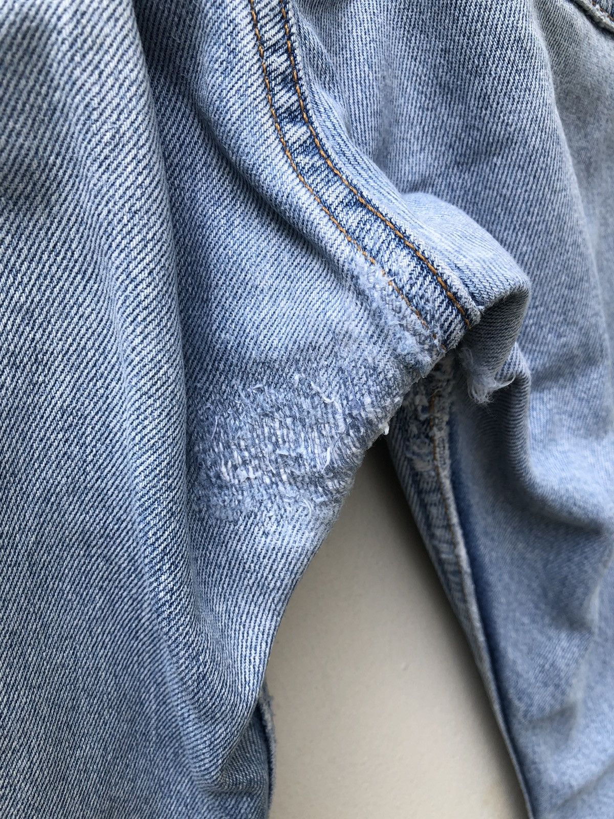 Levi's 90s Levi’s 501 Jeans Usa Distressed Denim Release Hem Size US 31 - 16 Thumbnail