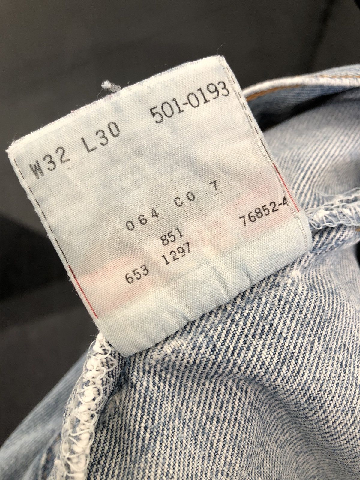 Levi's 90s Levi’s 501 Jeans Usa Distressed Denim Release Hem Size US 31 - 25 Thumbnail