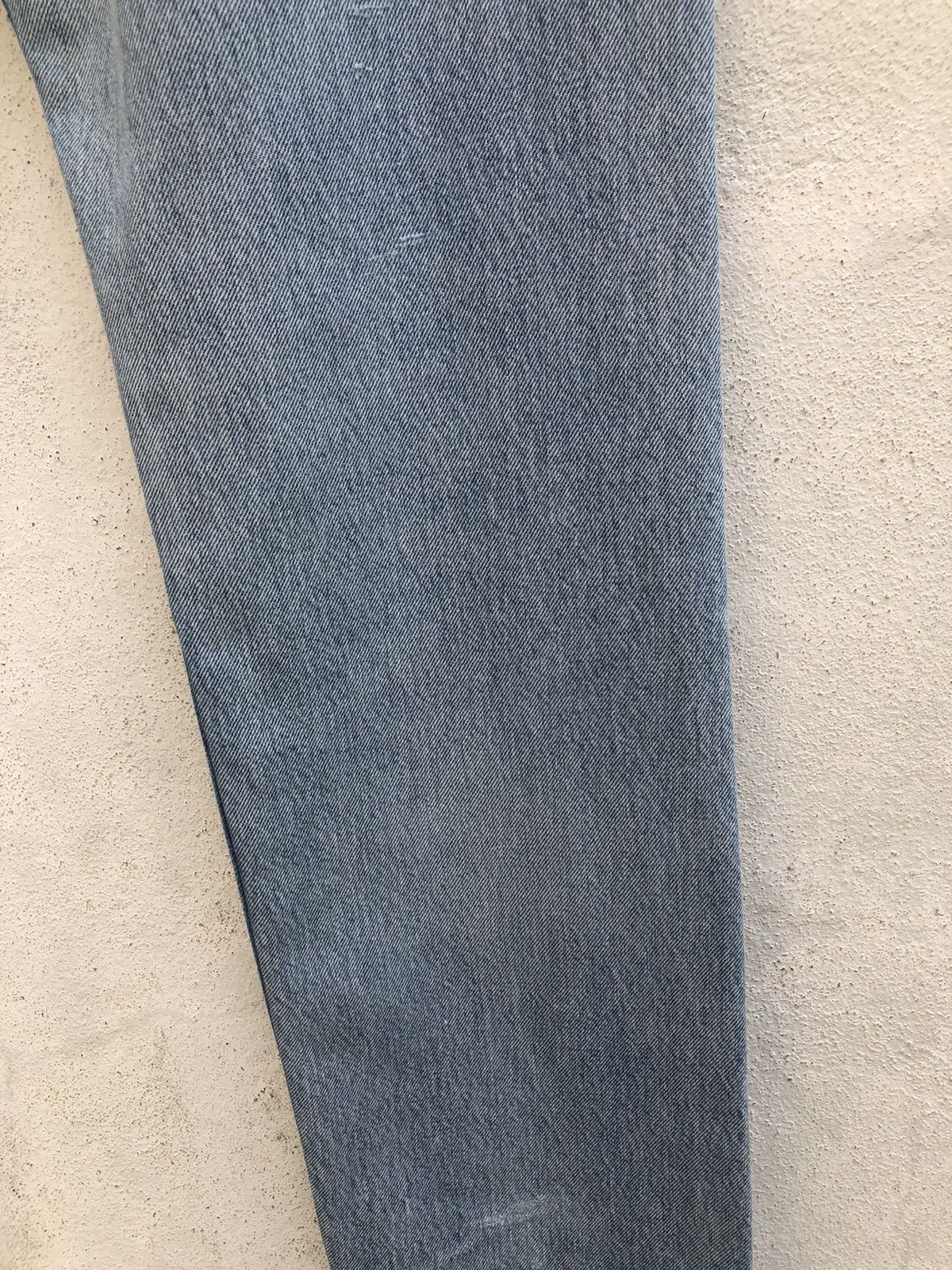Levi's 90s Levi’s 501 Jeans Distressed Released Hem Denim Size US 31 - 17 Thumbnail