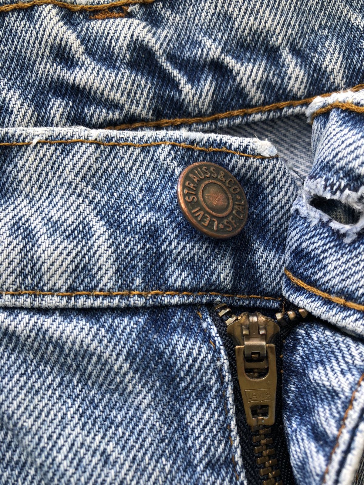 Levi's Vintage 1990 Levi’s 505 Jeans Distressed Released Hem Denim Size US 31 - 3 Thumbnail
