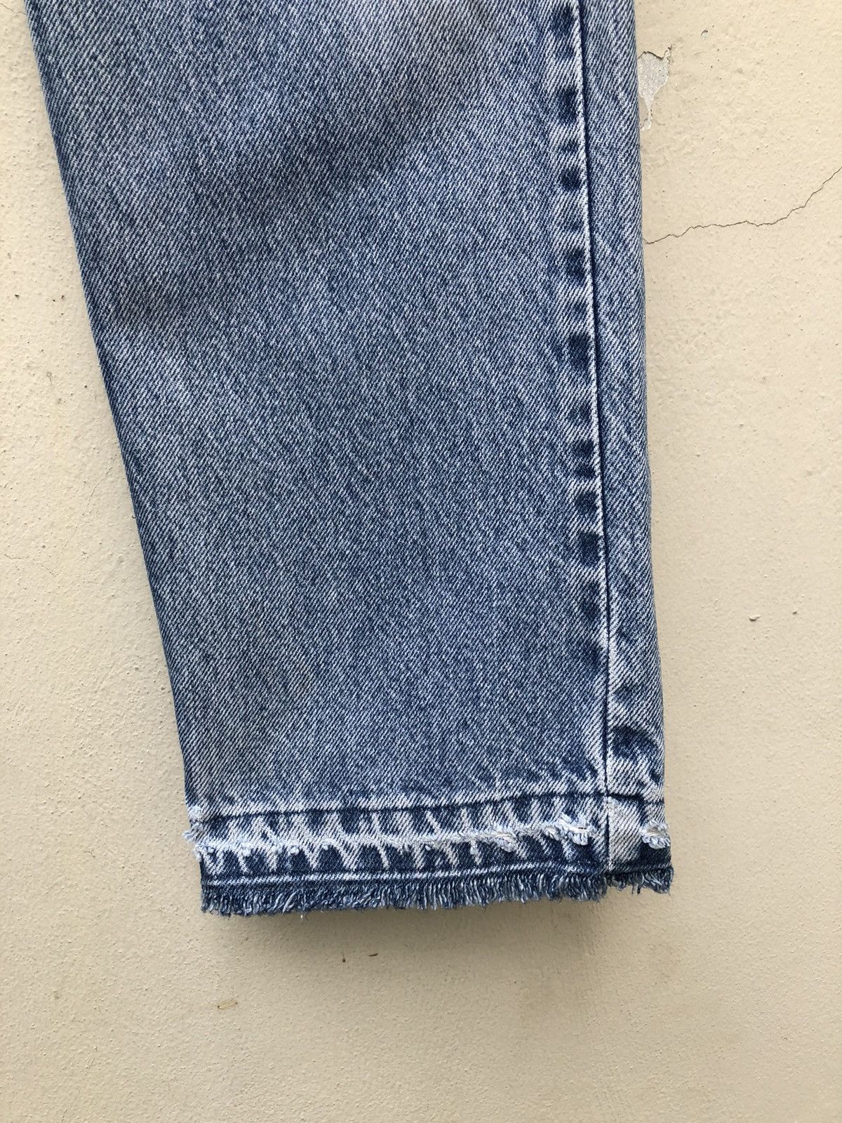 Levi's Vintage 1990 Levi’s 505 Jeans Distressed Released Hem Denim Size US 31 - 10 Thumbnail