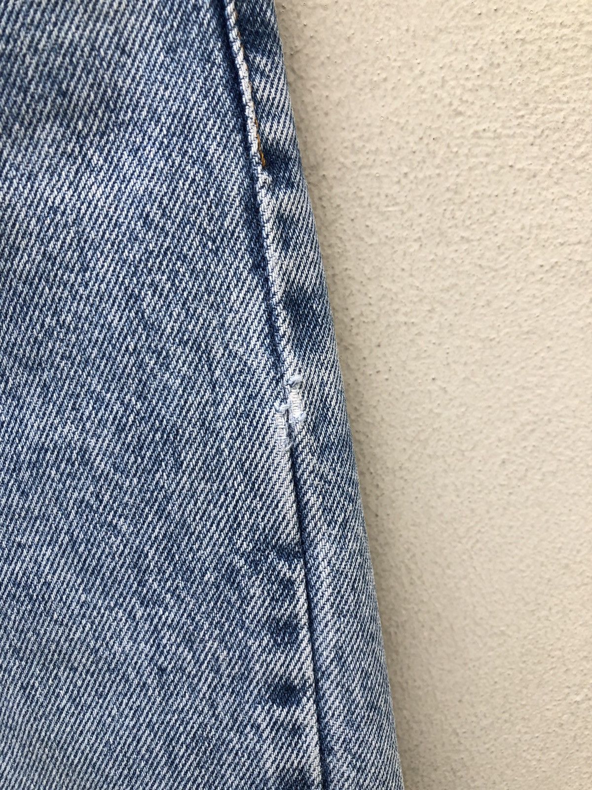 Levi's Vintage 1990 Levi’s 505 Jeans Distressed Released Hem Denim Size US 31 - 8 Thumbnail