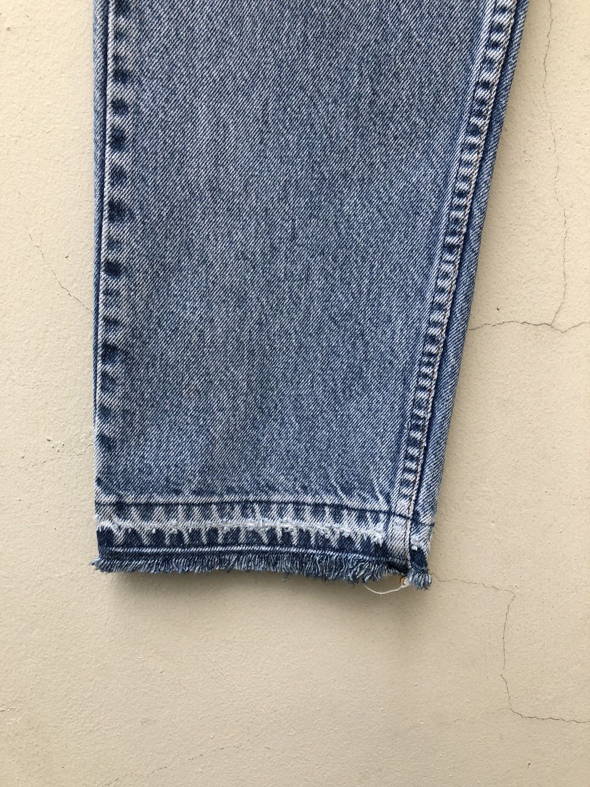 Levi's Vintage 1990 Levi’s 505 Jeans Distressed Released Hem Denim Size US 31 - 6 Thumbnail
