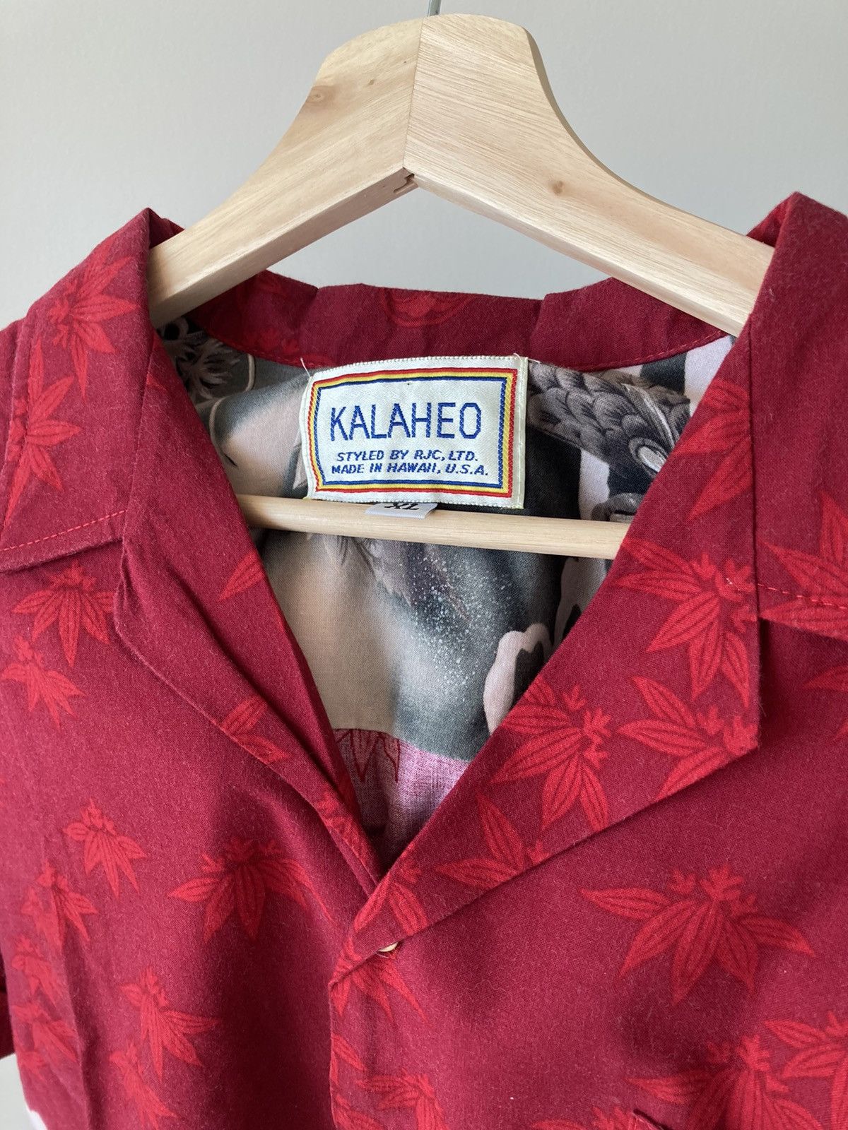 Vintage Vintage 1980s Camp Collar Hawaiian Dragon Logo Shirt Size US XL / EU 56 / 4 - 3 Thumbnail