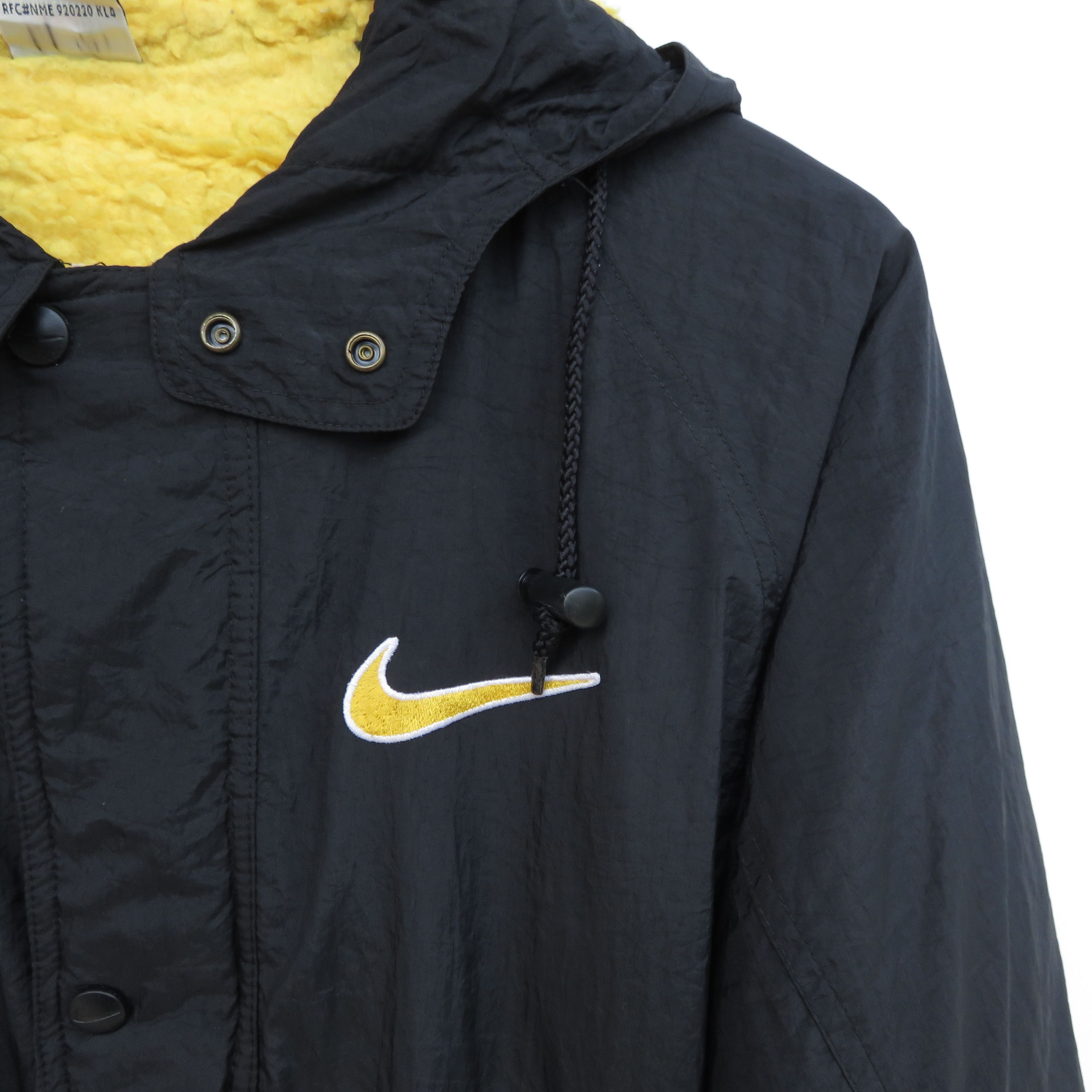 Nike × Vintage Vintage Nike Swoosh Center Embroidered Jacket Size US L / EU 52-54 / 3 - 6 Thumbnail