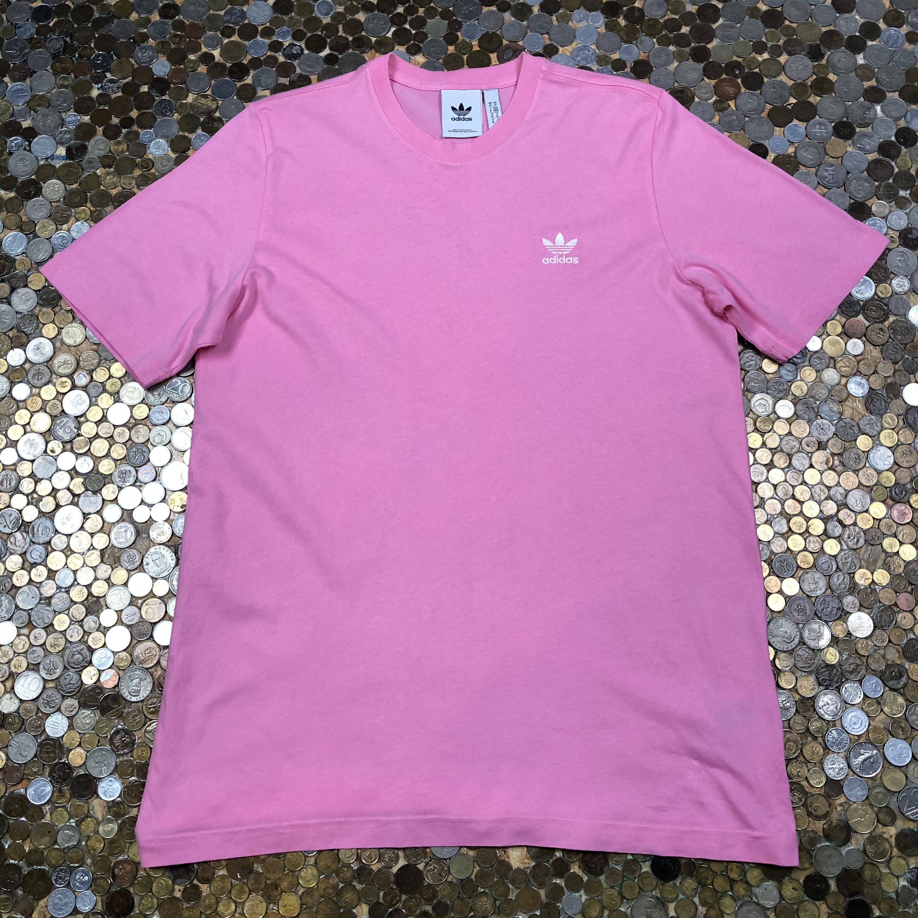 Vintage 90’s script Adidas long sleeve top