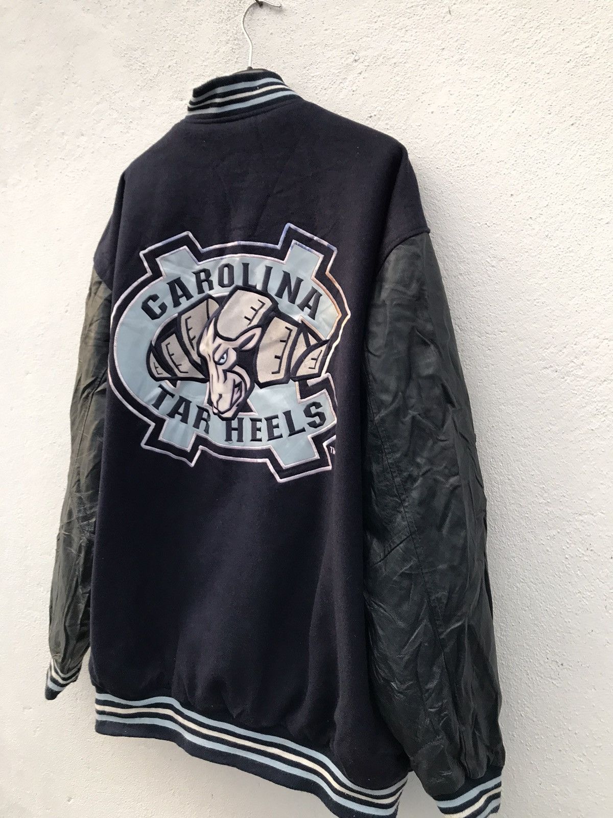 Vintage Vintage North Carolina Tar Heels Reversible Varsity Jackets Size US XXL / EU 58 / 5 - 16 Thumbnail