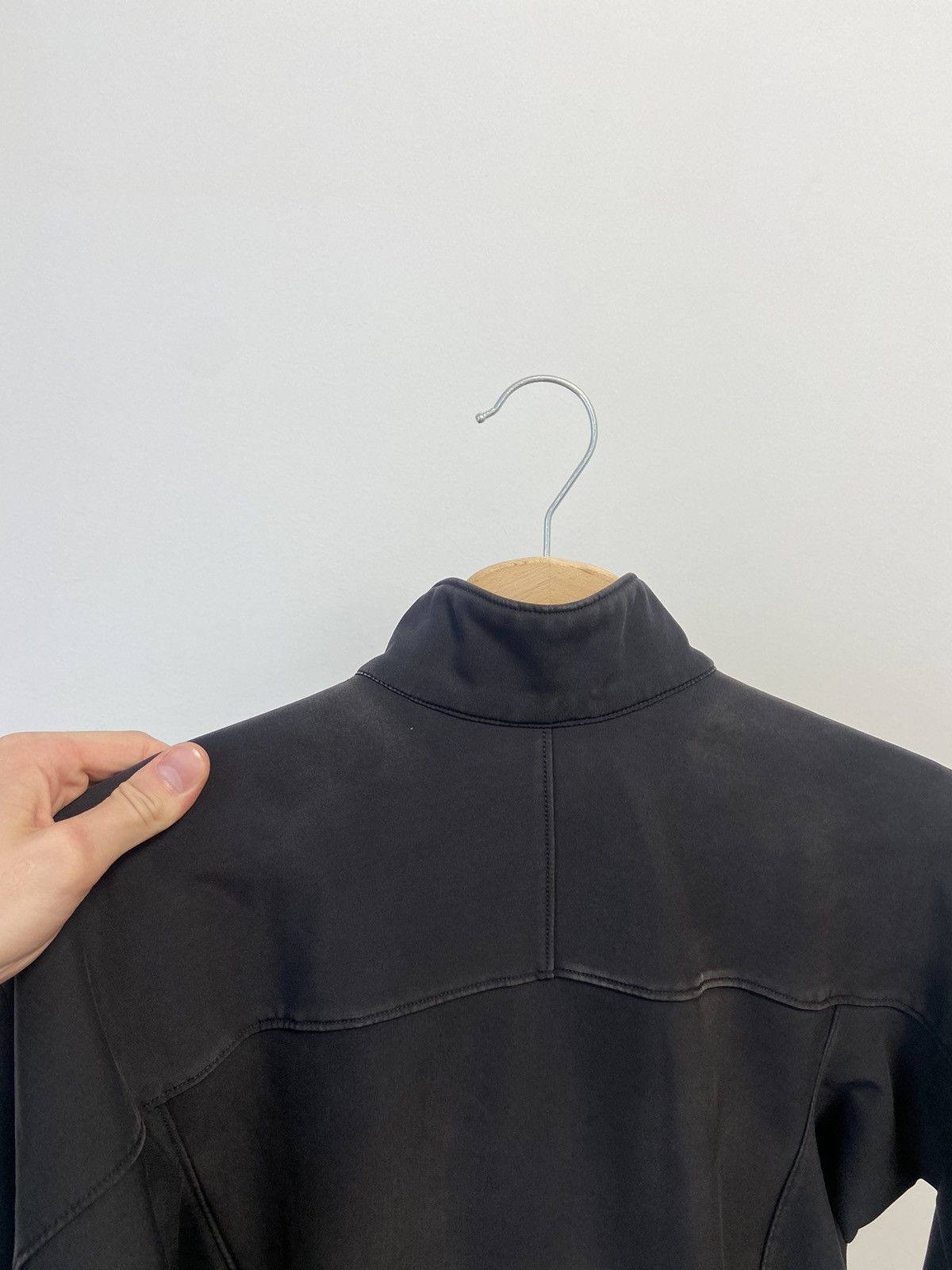 Arc'teryx RARE Vintage Arc'teryx Softshell Women Jacket Size S / US 4 / IT 40 - 21 Thumbnail