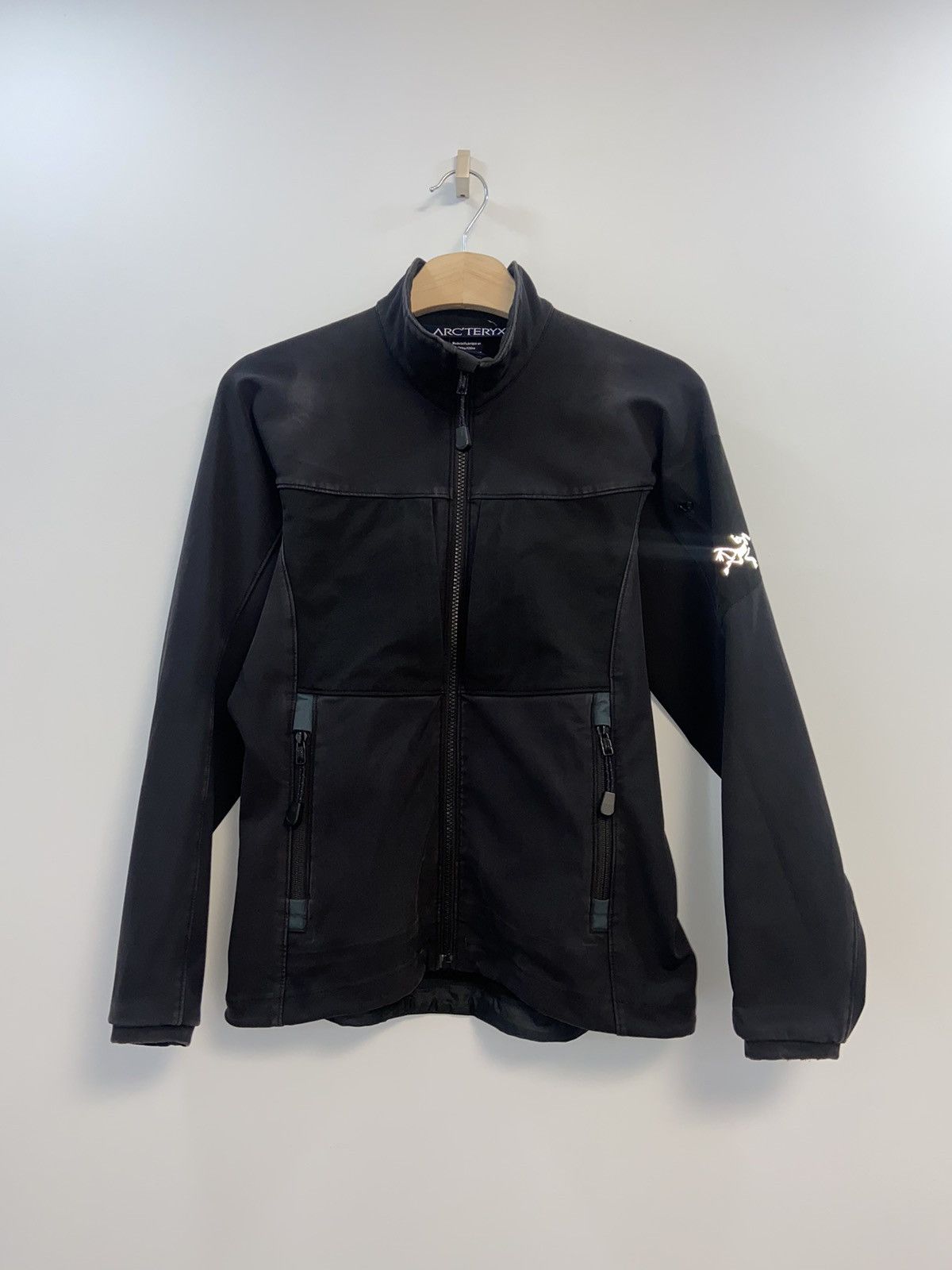 Arc'teryx RARE Vintage Arc'teryx Softshell Women Jacket Size S / US 4 / IT 40 - 2 Thumbnail