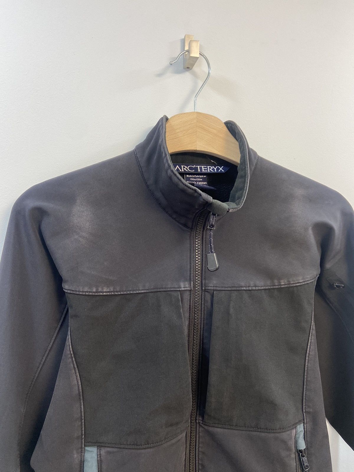 Arc'teryx RARE Vintage Arc'teryx Softshell Women Jacket Size S / US 4 / IT 40 - 3 Thumbnail