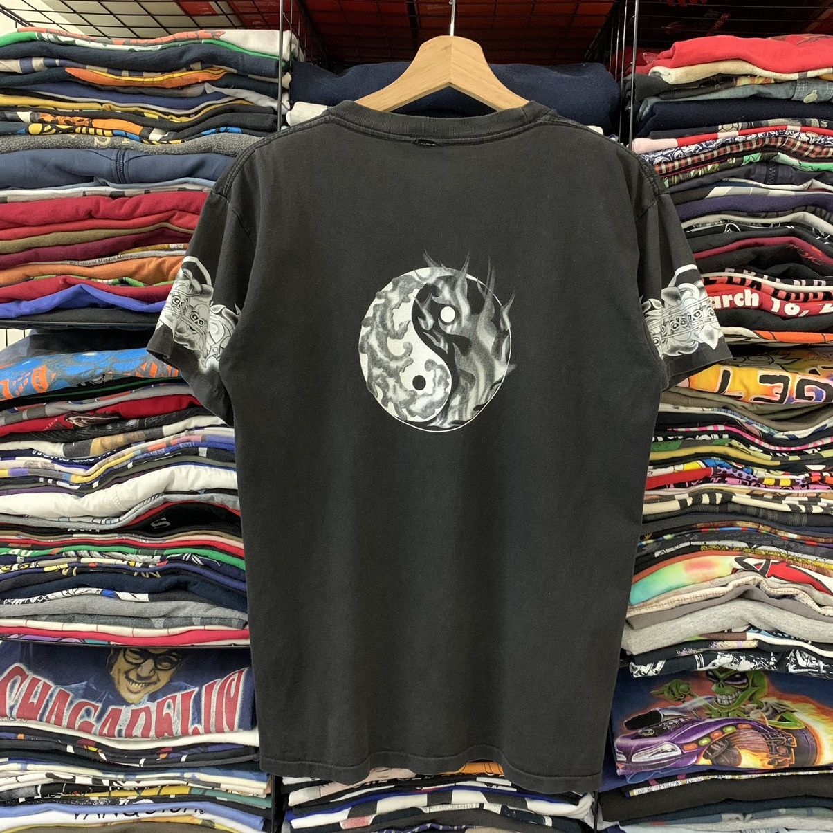 Vintage VTG YING YANG TATOO DISTRESS TEE Size US M / EU 48-50 / 2 - 2 Thumbnail