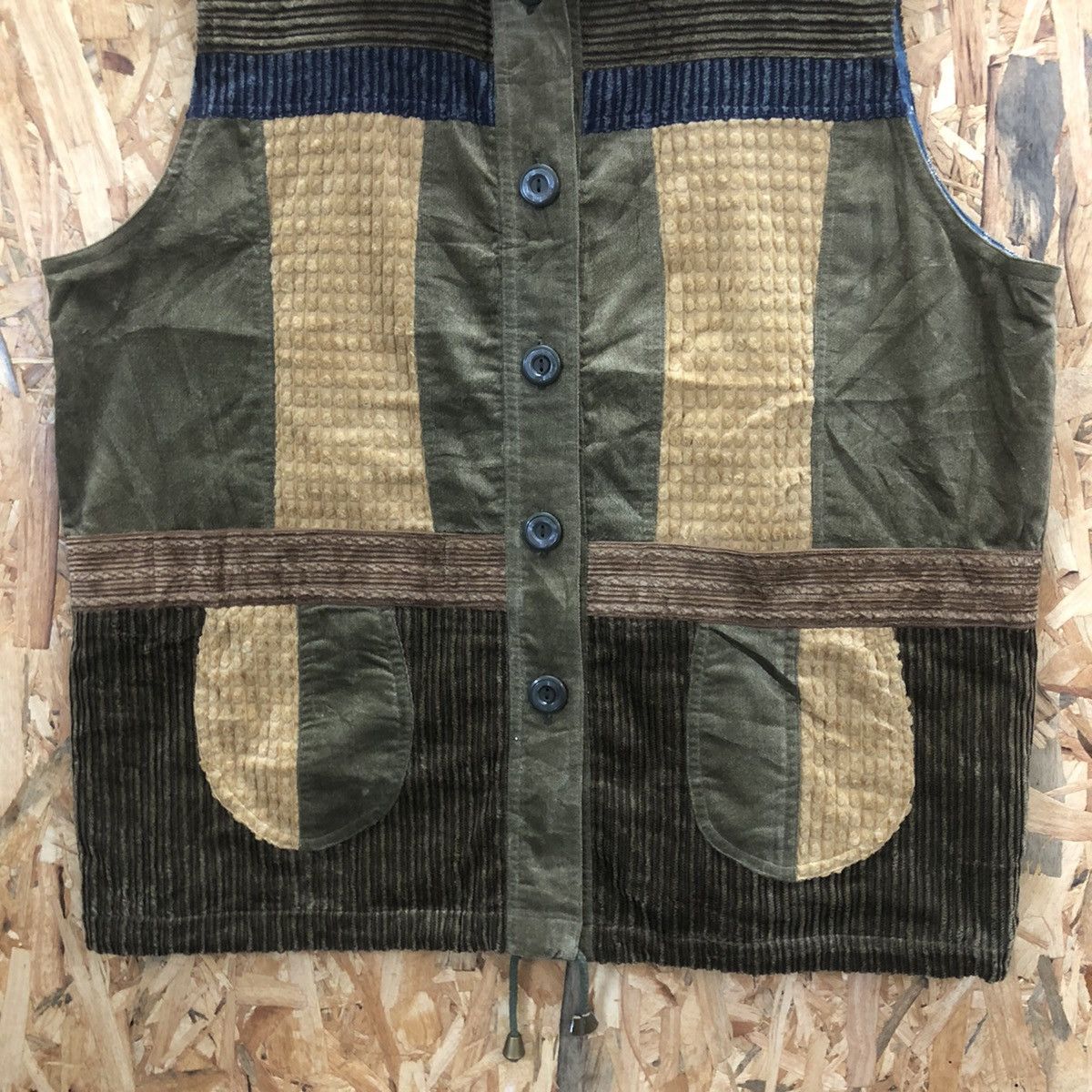 If Six Was Nine Velvet Patchwork Vest Size 42S - 3 Thumbnail