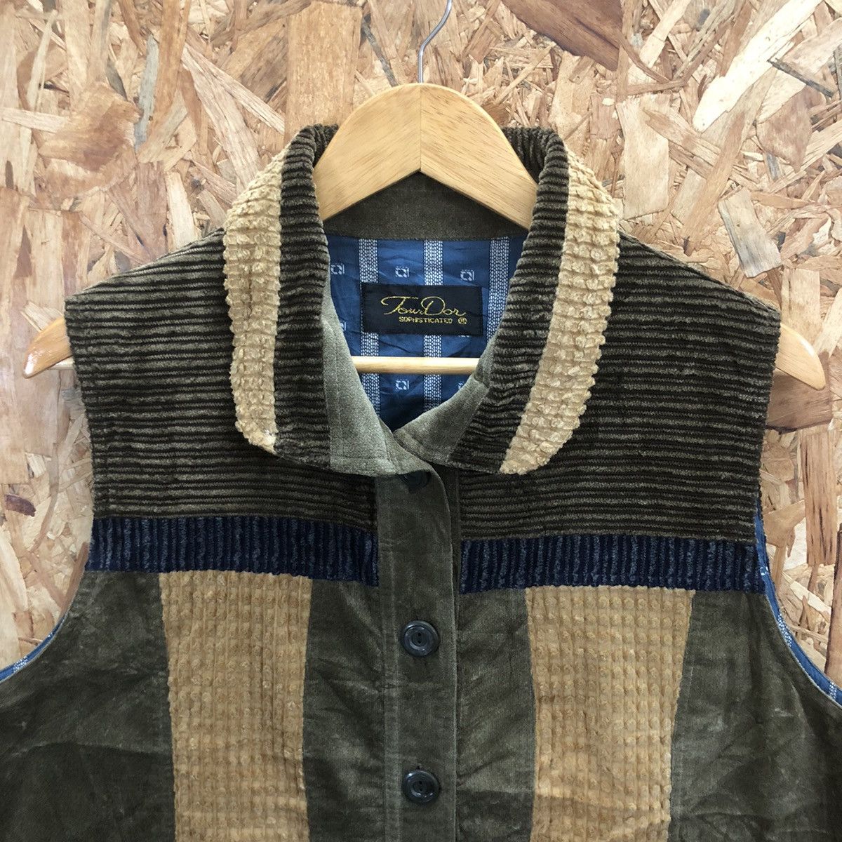 If Six Was Nine Velvet Patchwork Vest Size 42S - 2 Thumbnail