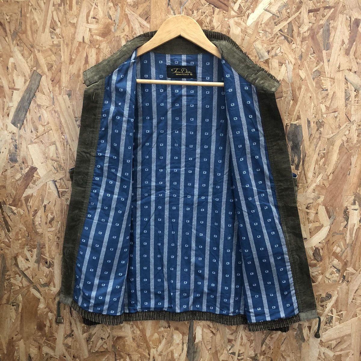 If Six Was Nine Velvet Patchwork Vest Size 42S - 4 Thumbnail