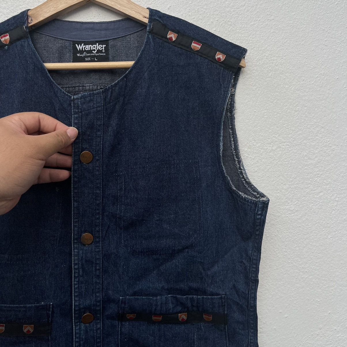 Japanese Brand VINTAGE WRANGLER VEST TANK TOP DENIM DESIGN Size US L / EU 52-54 / 3 - 5 Thumbnail