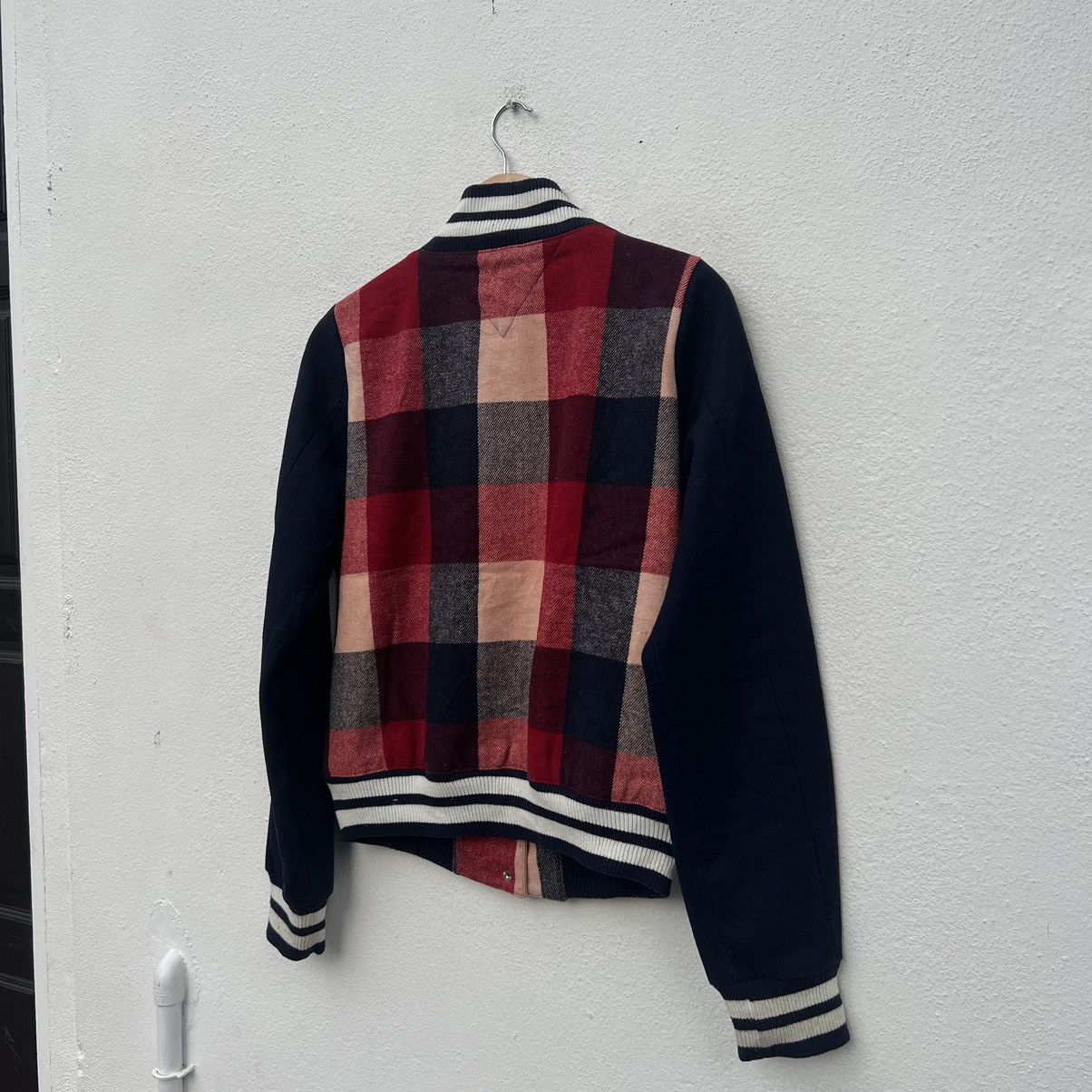 Japanese Brand VINTAGE VARSITY JACKET TOMMY GIRL TARTAN DESIGN Size M / US 6-8 / IT 42-44 - 8 Thumbnail