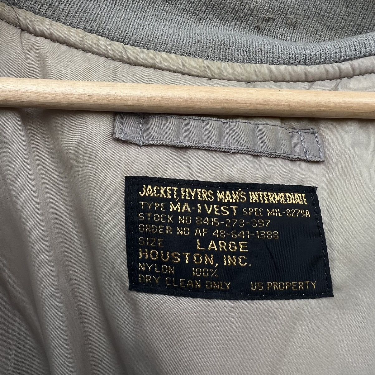 Vintage VINTAGE MA-1 BOMBER VEST HOUSTON INC MILITARY WEAR Size US L / EU 52-54 / 3 - 10 Thumbnail