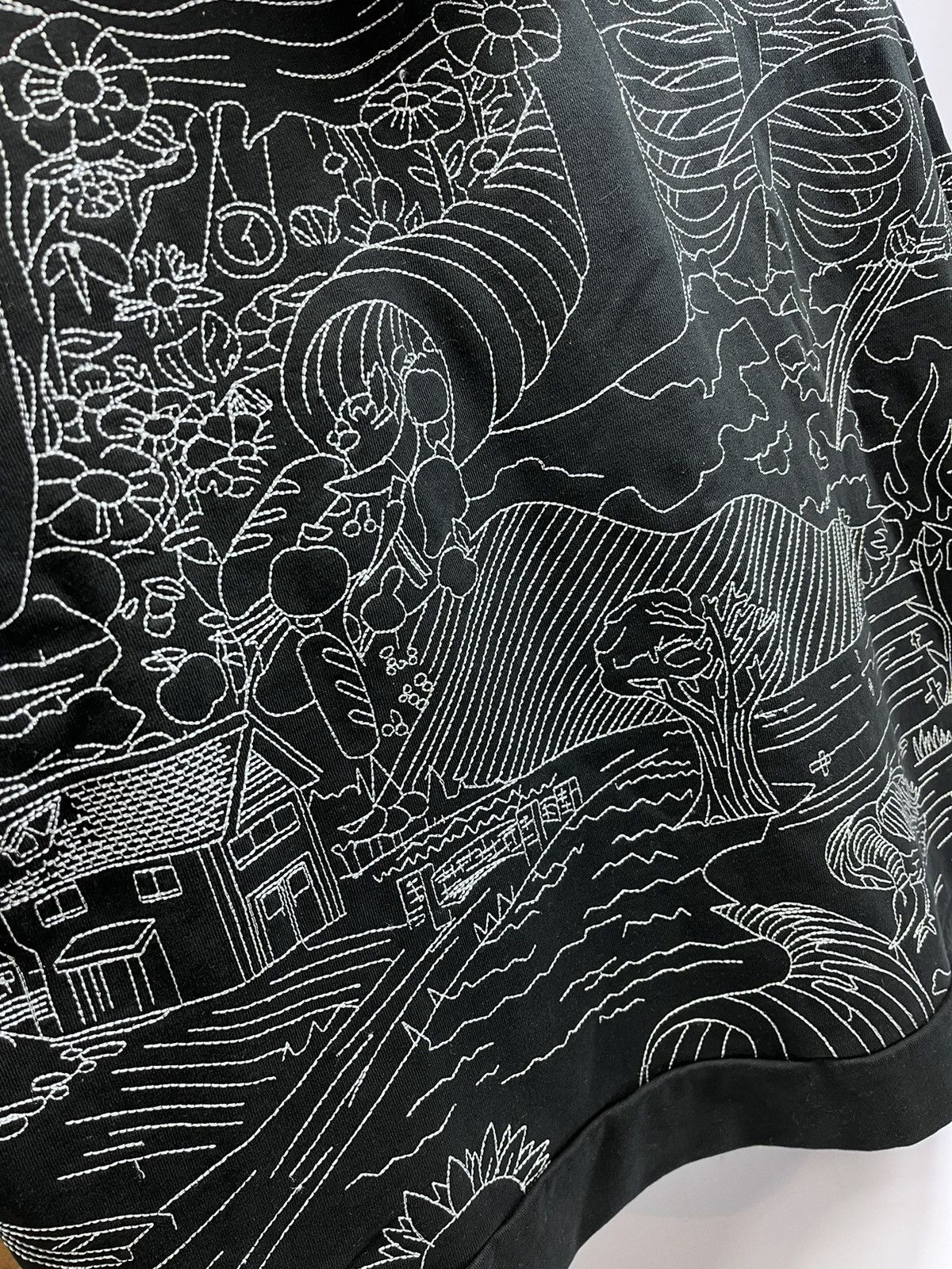 Who Decides War WHO DECIDES WAR DUALITY MRDR BRVDO EMBROIDERED HOODIE Size US XL / EU 56 / 4 - 9 Thumbnail