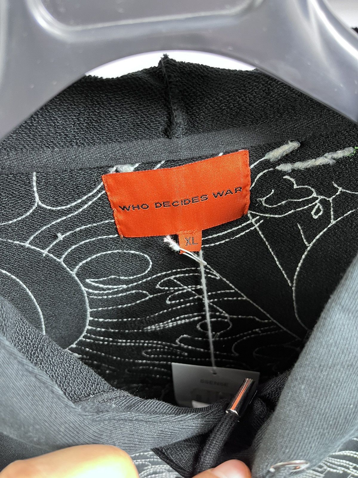 Who Decides War WHO DECIDES WAR DUALITY MRDR BRVDO EMBROIDERED HOODIE Size US XL / EU 56 / 4 - 5 Thumbnail