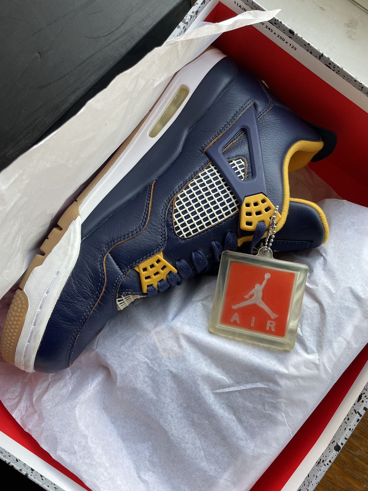Jordan Brand Air Jordan 4 Retro Dunk From Above Size US 11 / EU 44 - 12 Thumbnail