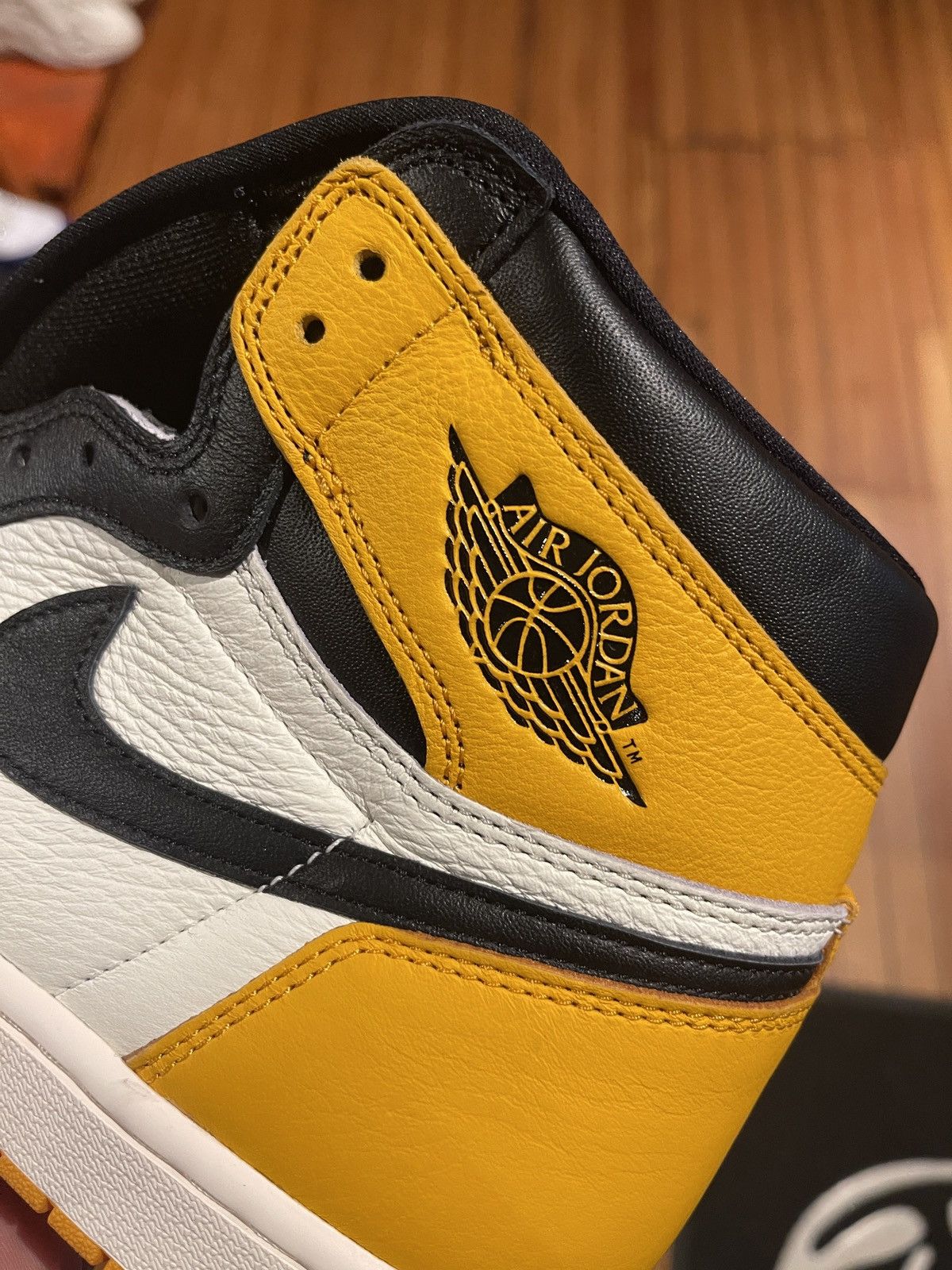 Jordan Brand NEW NEVER WORN Air Jordan 1 Retro High Taxi Size US 11.5 / EU 44-45 - 7 Thumbnail