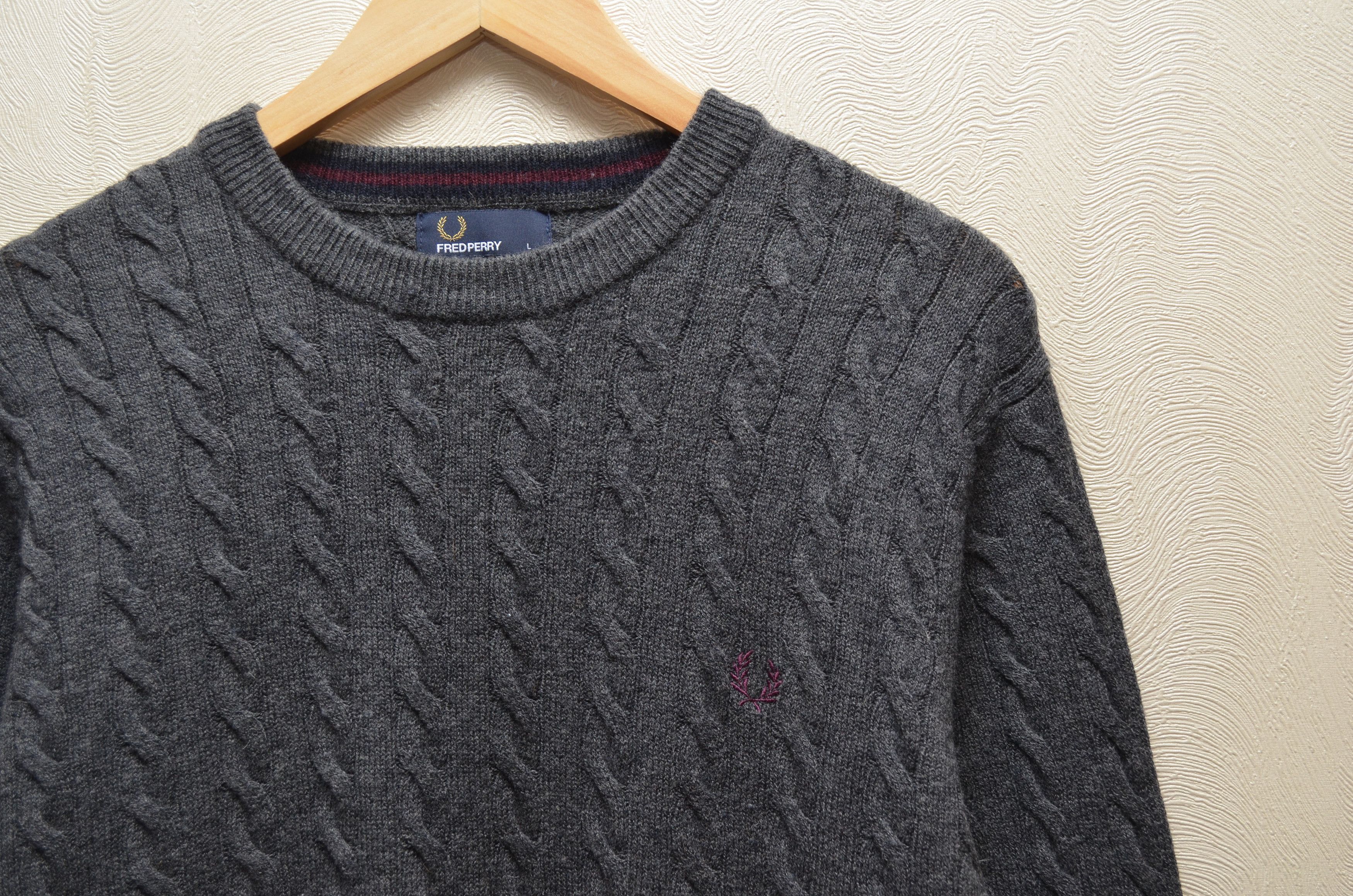 Fred Perry Fred Perry Wool Cable Knit Grey Sweater sz L RARE Size US L / EU 52-54 / 3 - 4 Thumbnail