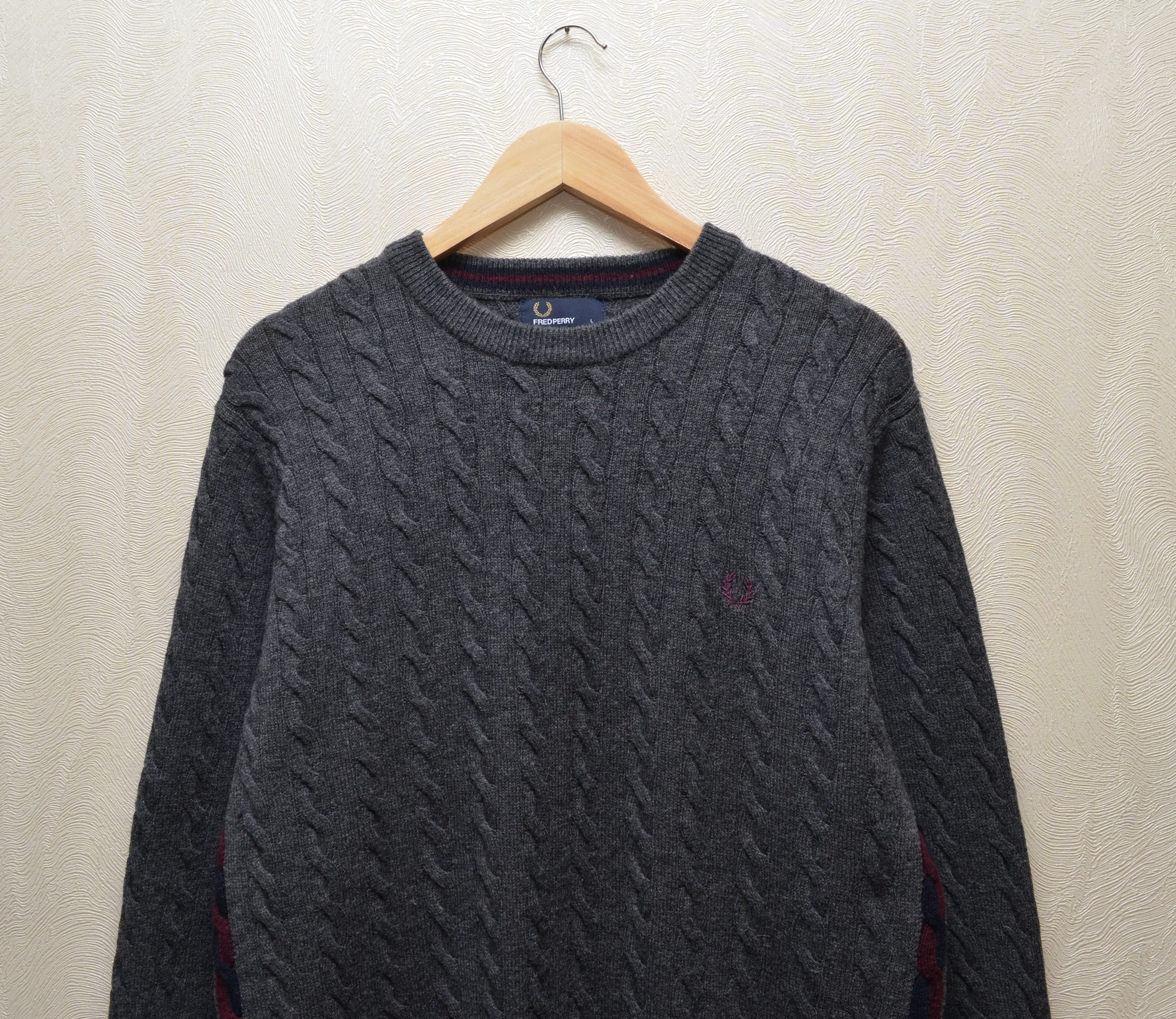 Fred Perry Fred Perry Wool Cable Knit Grey Sweater sz L RARE Size US L / EU 52-54 / 3 - 2 Thumbnail