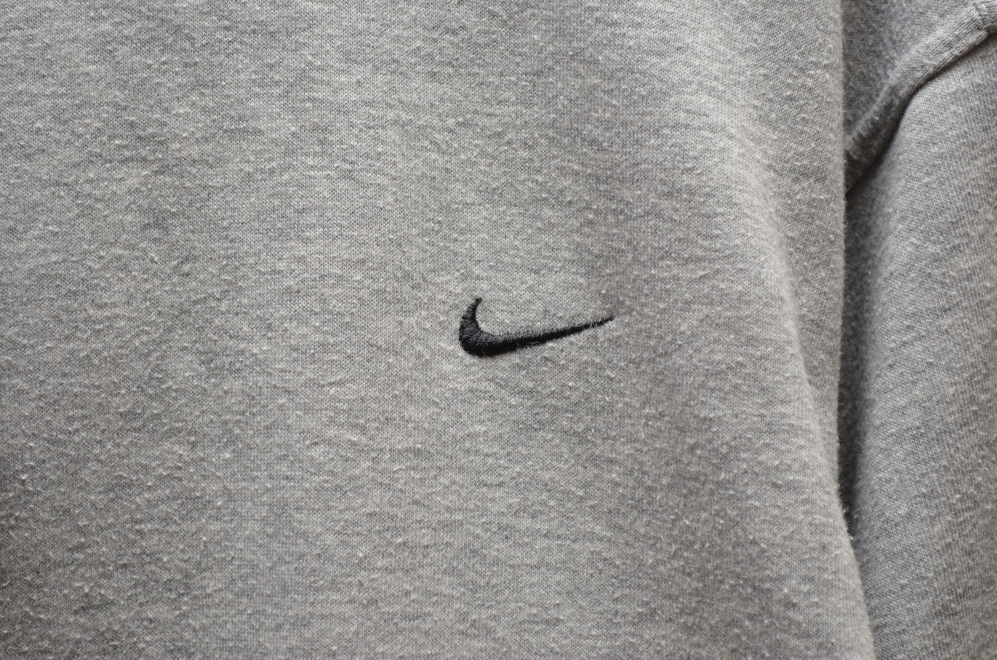 Nike × Vintage Vintage Nike Embroided Logo Hoodie Grey Size M 90s y2k Size US M / EU 48-50 / 2 - 5 Thumbnail