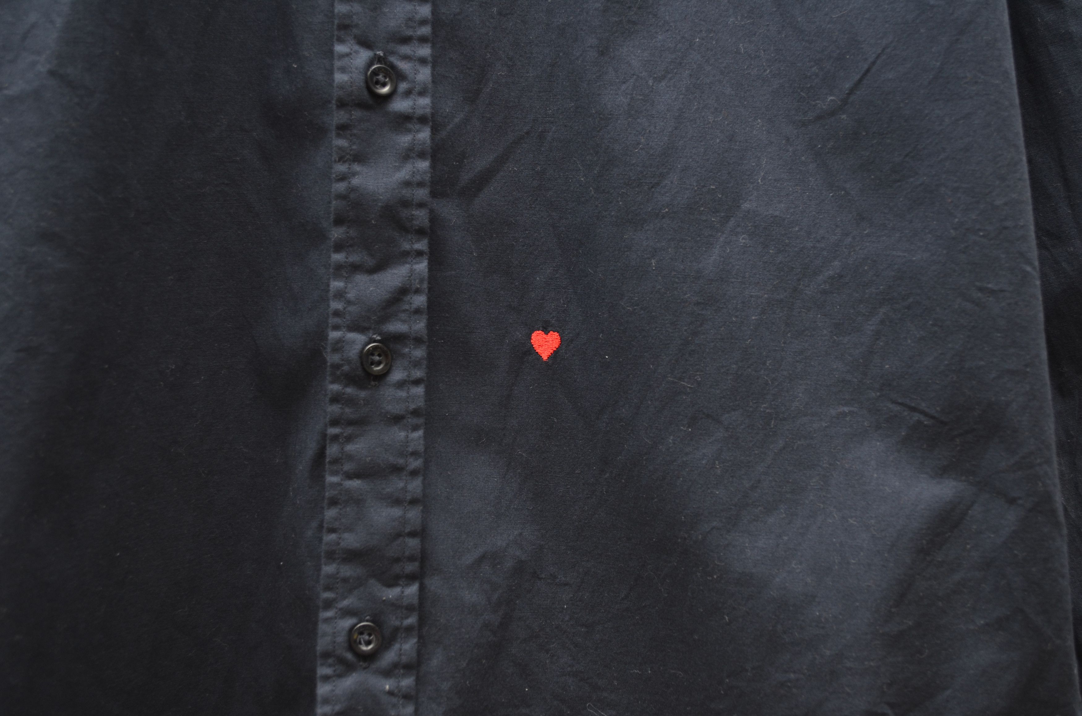 Designer × Moschino Moschino Embrioned Heart Navy Shirt fit S Size US S / EU 44-46 / 1 - 3 Thumbnail