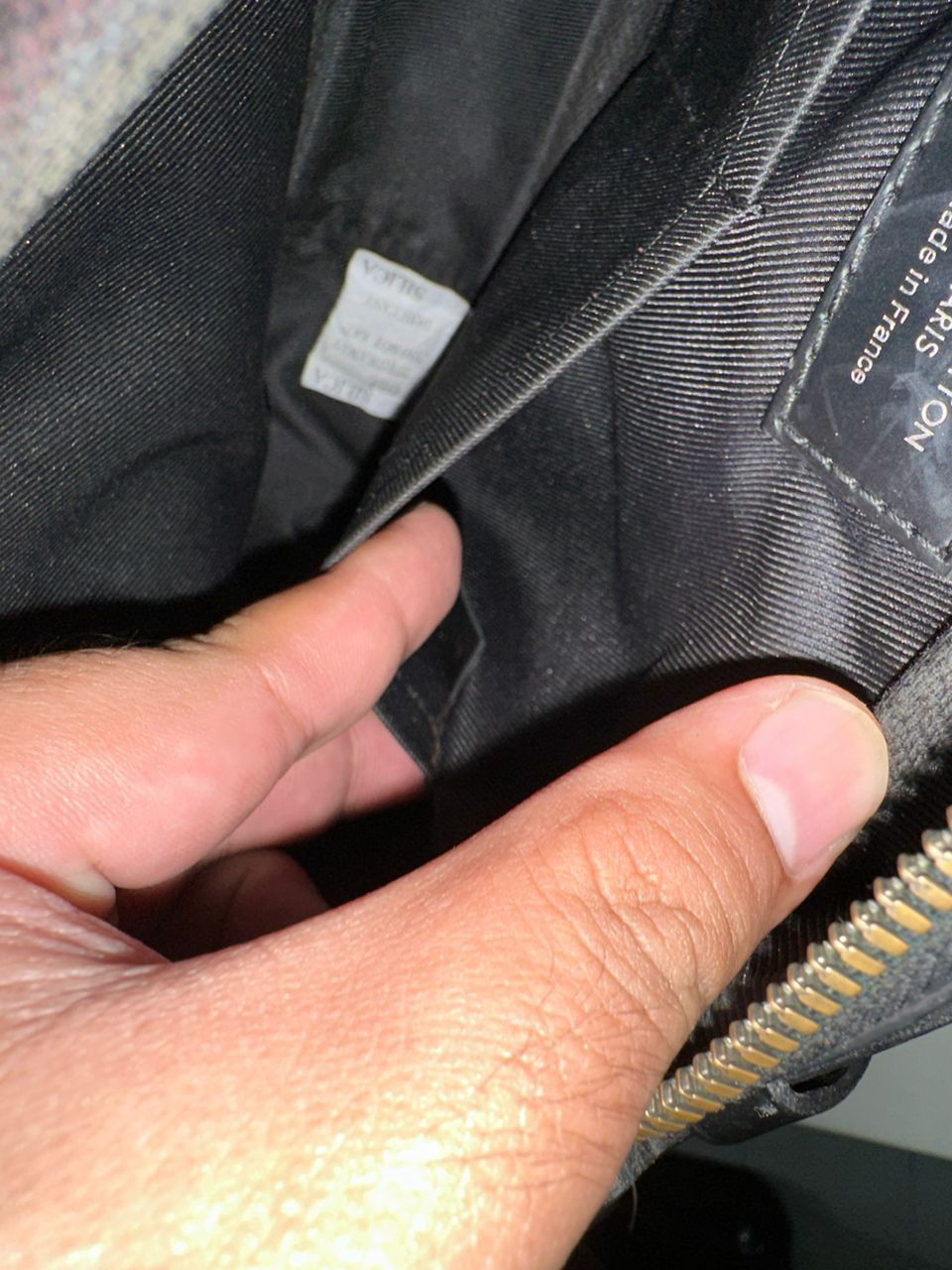 Louis Vuitton AUTHENTIC LOUIS VUITTON BUMBAG EXPLORER Size ONE SIZE - 12 Thumbnail