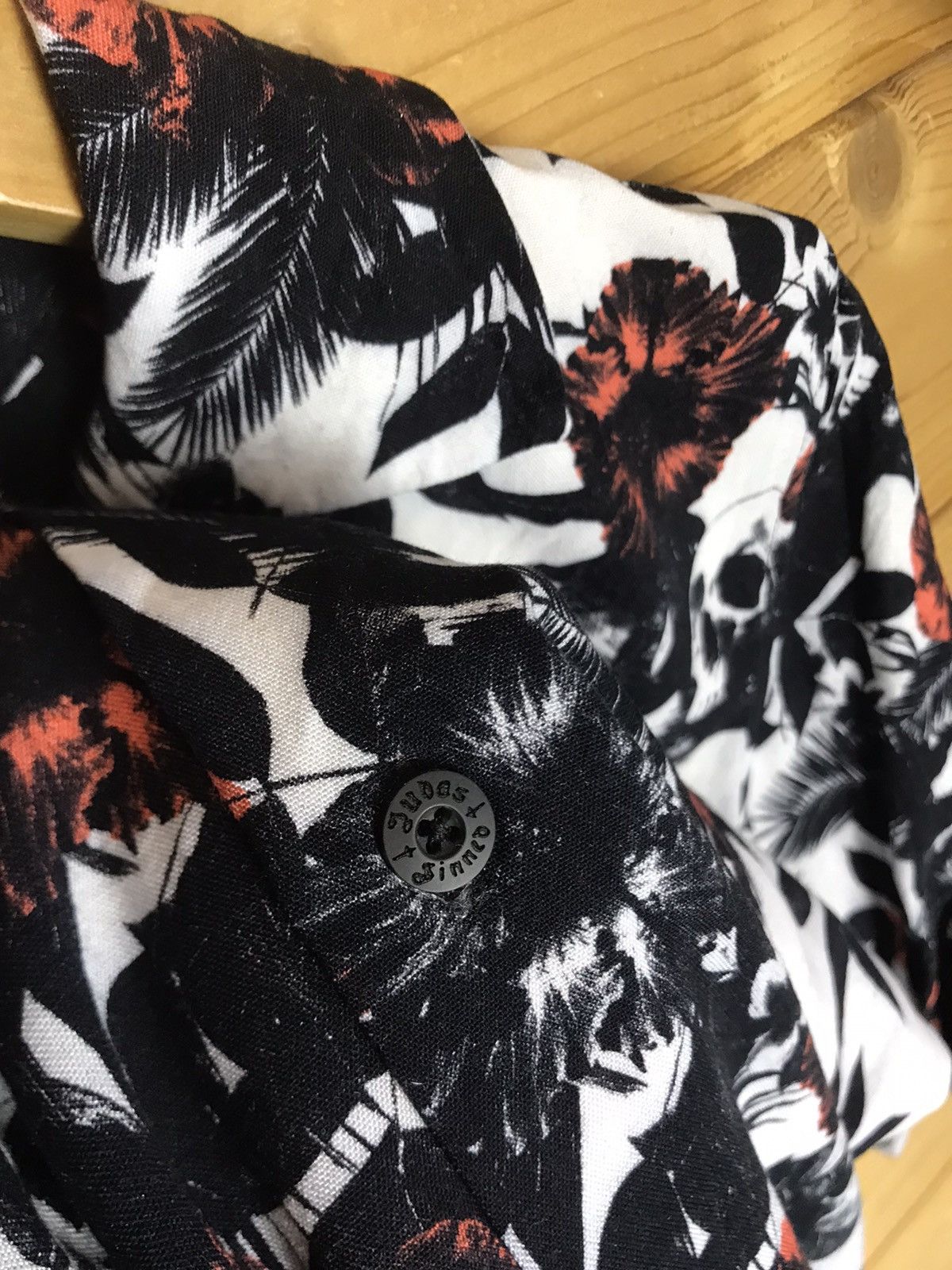 Other Judas Sinned skull flower shirt Size US S / EU 44-46 / 1 - 7 Thumbnail