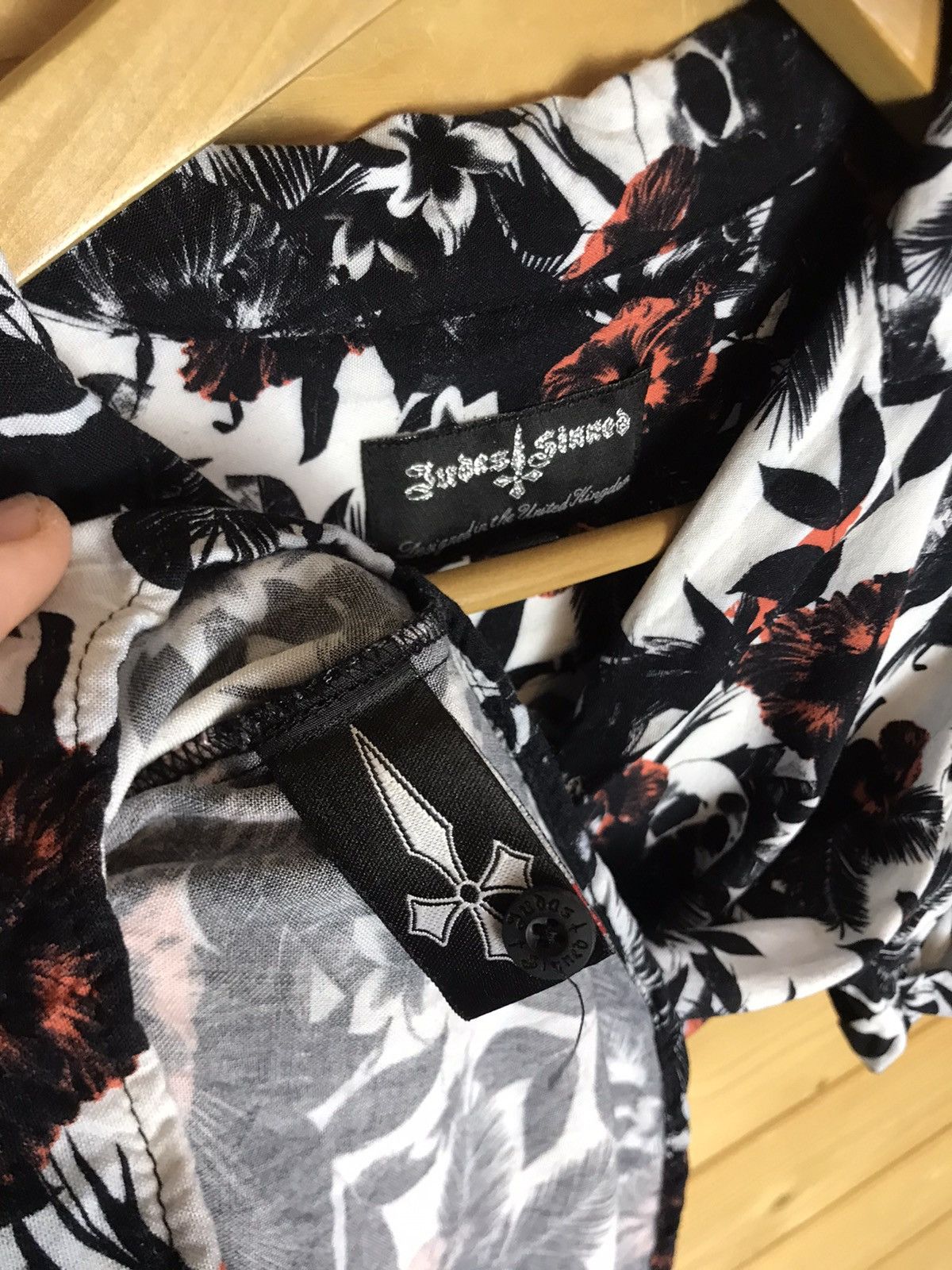 Other Judas Sinned skull flower shirt Size US S / EU 44-46 / 1 - 8 Thumbnail