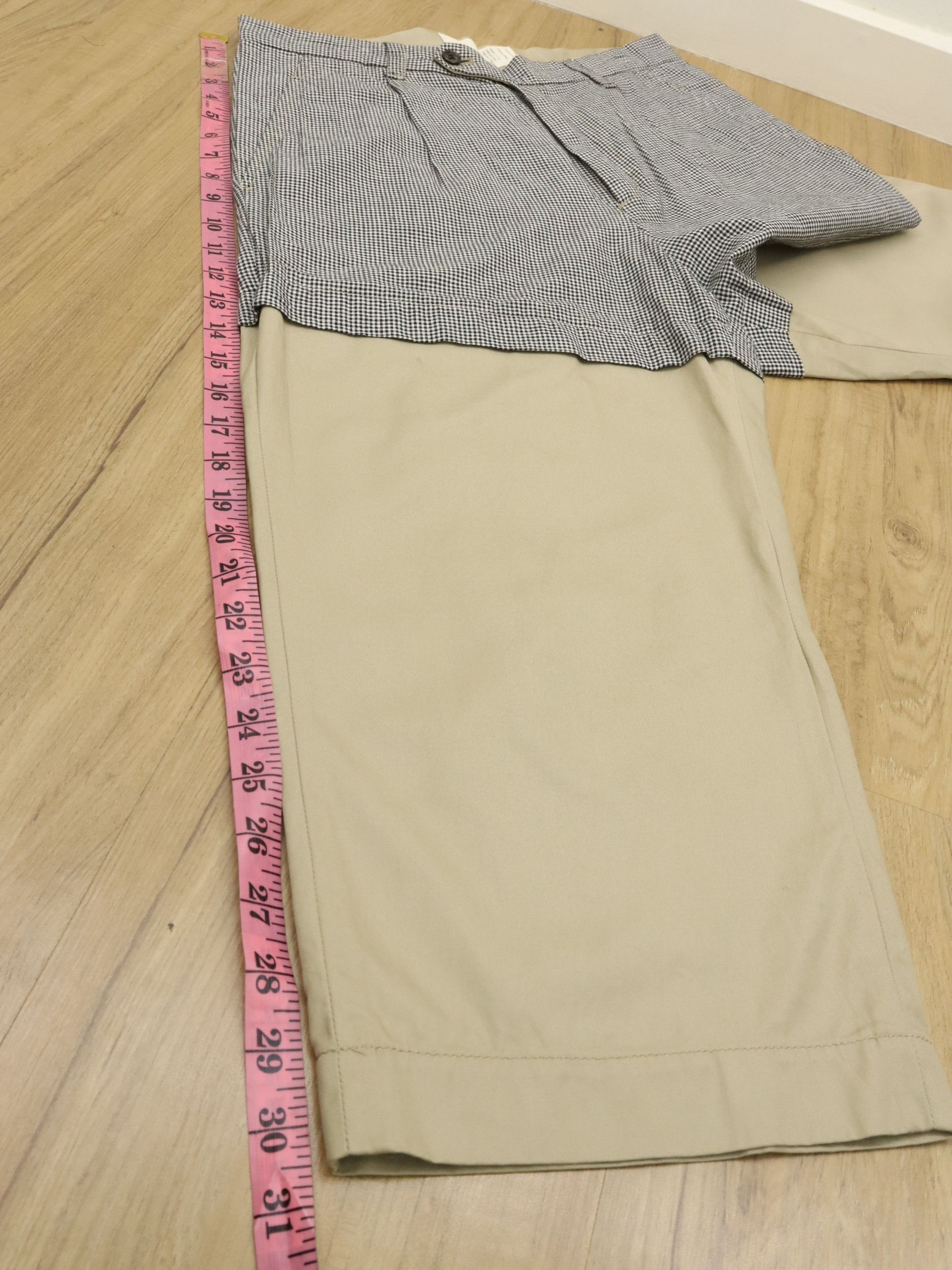 Nozomi Ishiguro Nozomi Ishiguro Hybrid Plaid Khakis Cropped Pant Size US 29 - 18 Thumbnail