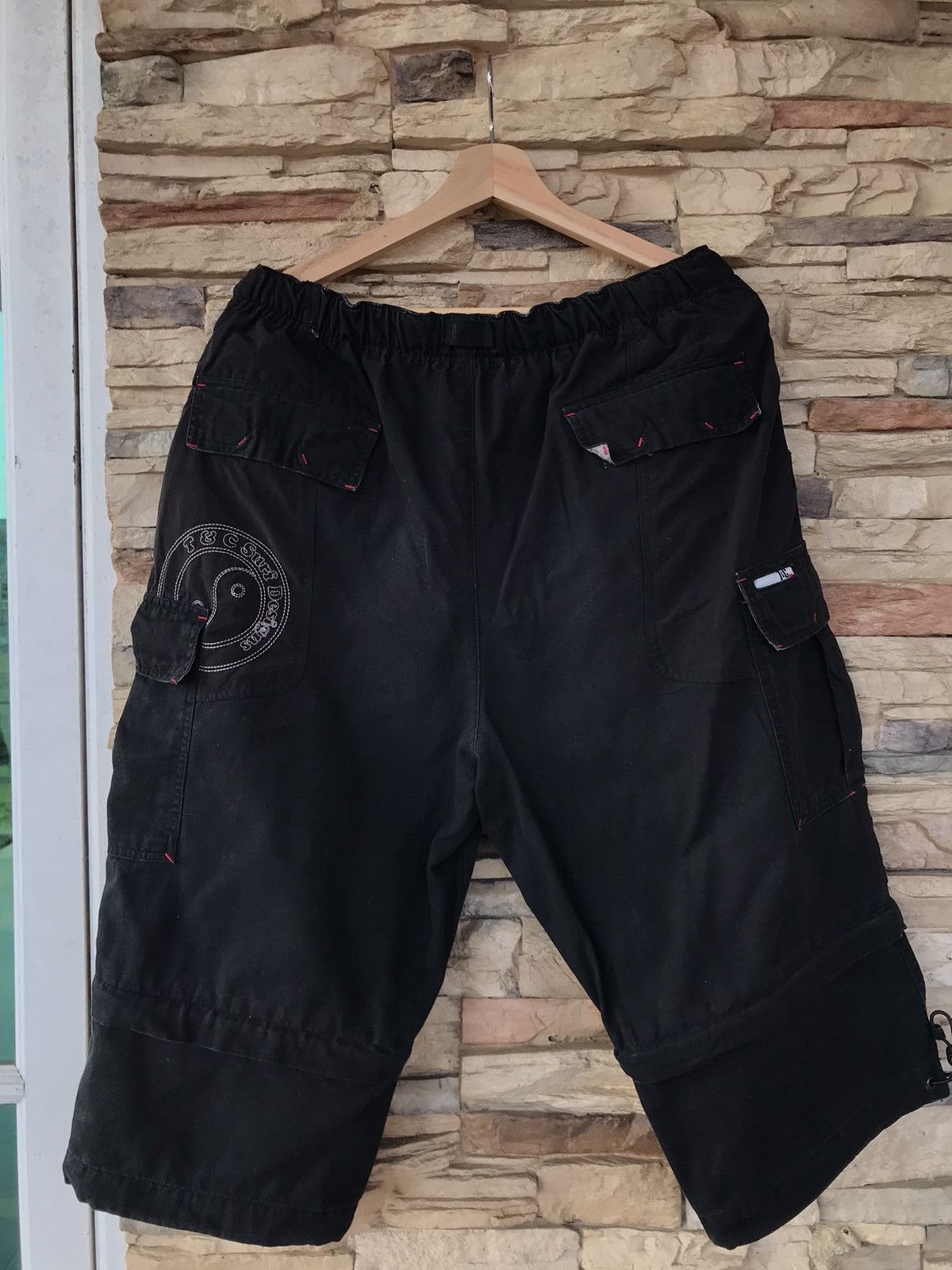 image of Vintage T & C Surf Designs Short Pants in Black, Men's (Size 33)