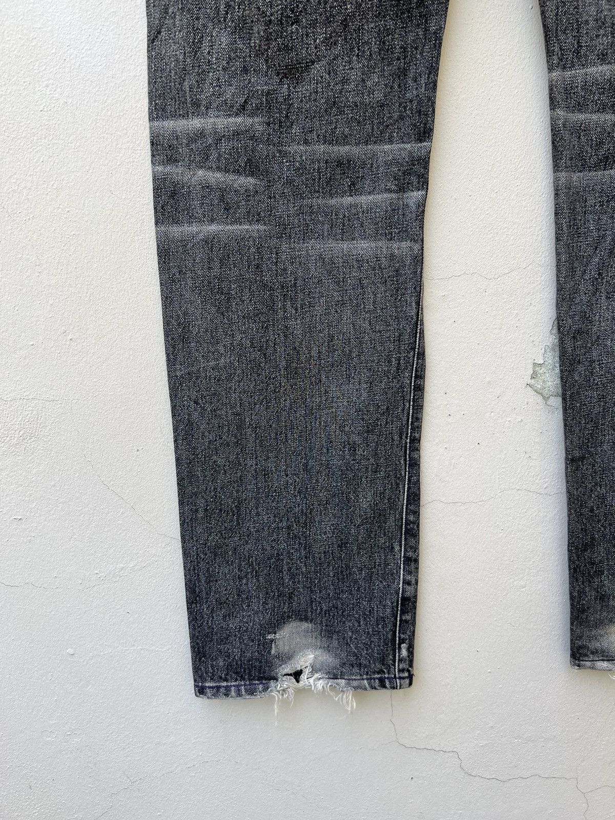 Japanese Brand 2003 Neighborhood Savage Rips Patchwork Denim Selvedge Jeans Size US 31 - 15 Thumbnail