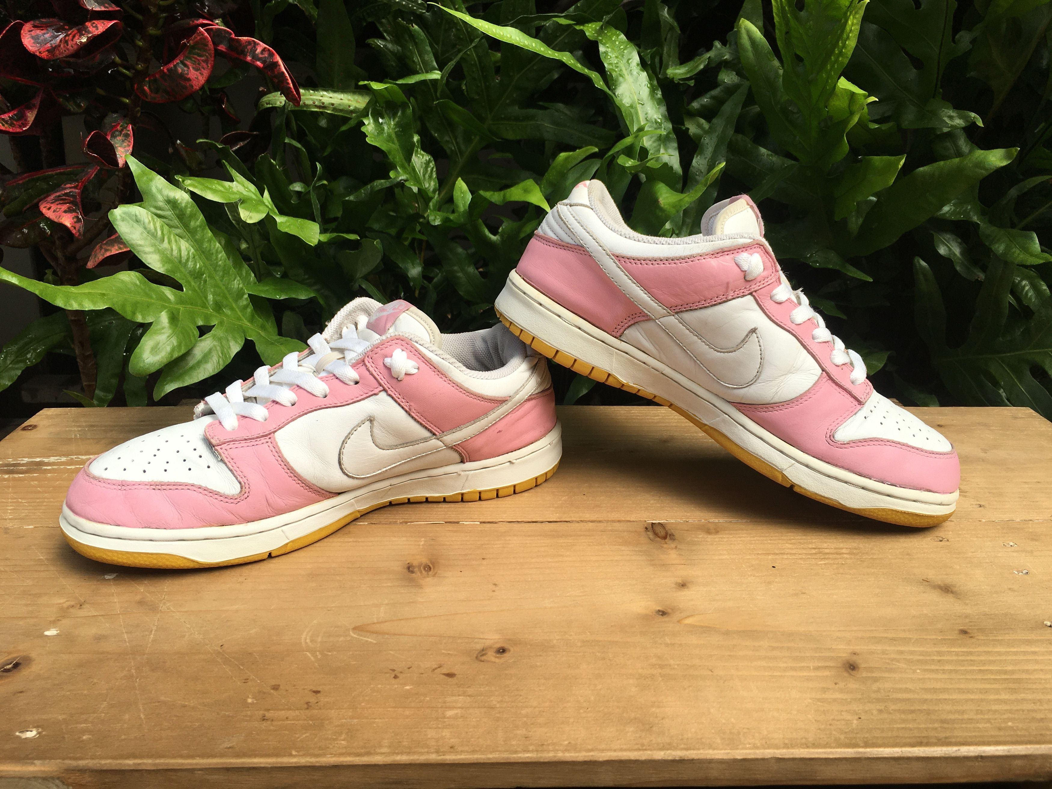 Nike 🔥 Nike Dunk Low Real Pink 2005 Rare Size US 7 / EU 40 - 6 Thumbnail