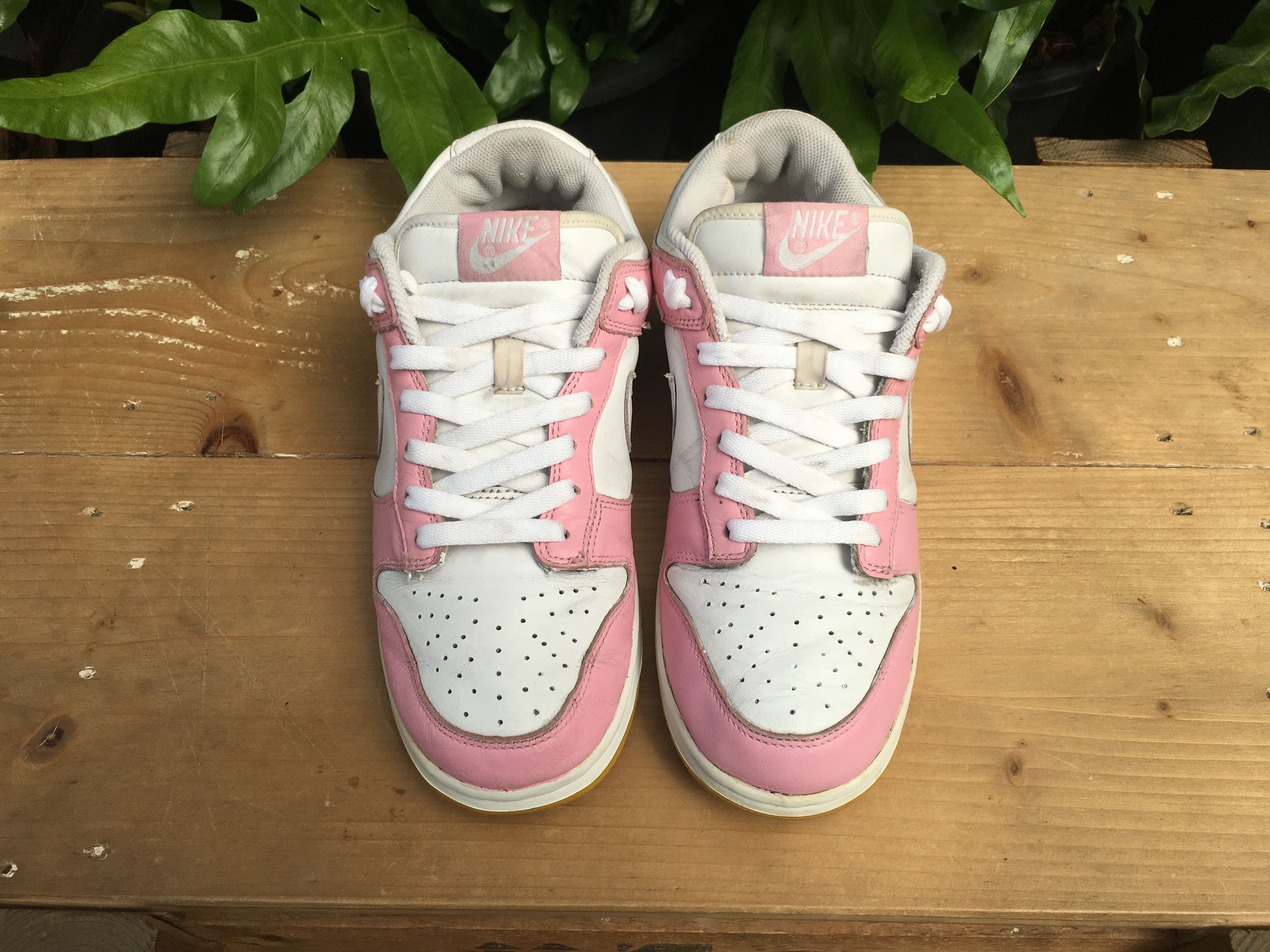 Nike 🔥 Nike Dunk Low Real Pink 2005 Rare Size US 7 / EU 40 - 8 Thumbnail