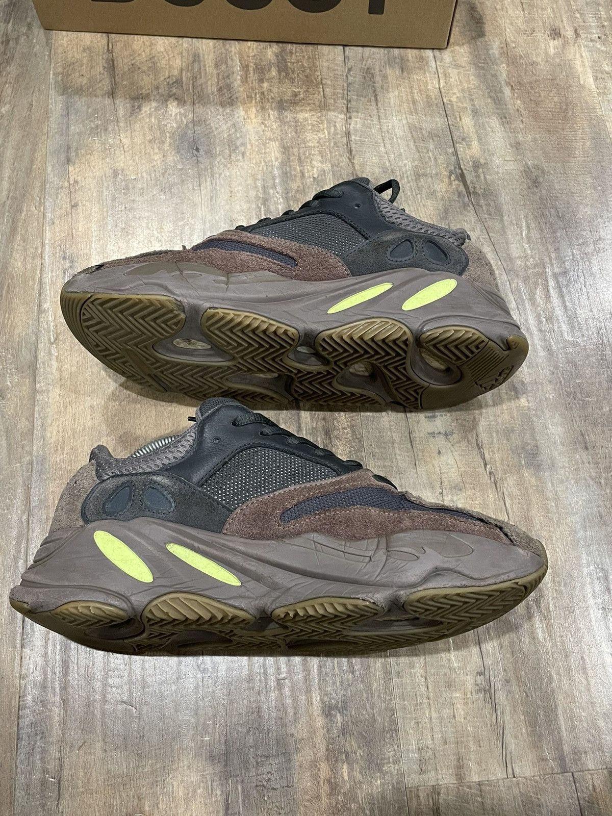 Adidas × Kanye West adidas Yeezy Boost 700 Mauve 2018 Size 8.5 Sneakers Kanye Size US 8.5 / EU 41-42 - 3 Thumbnail
