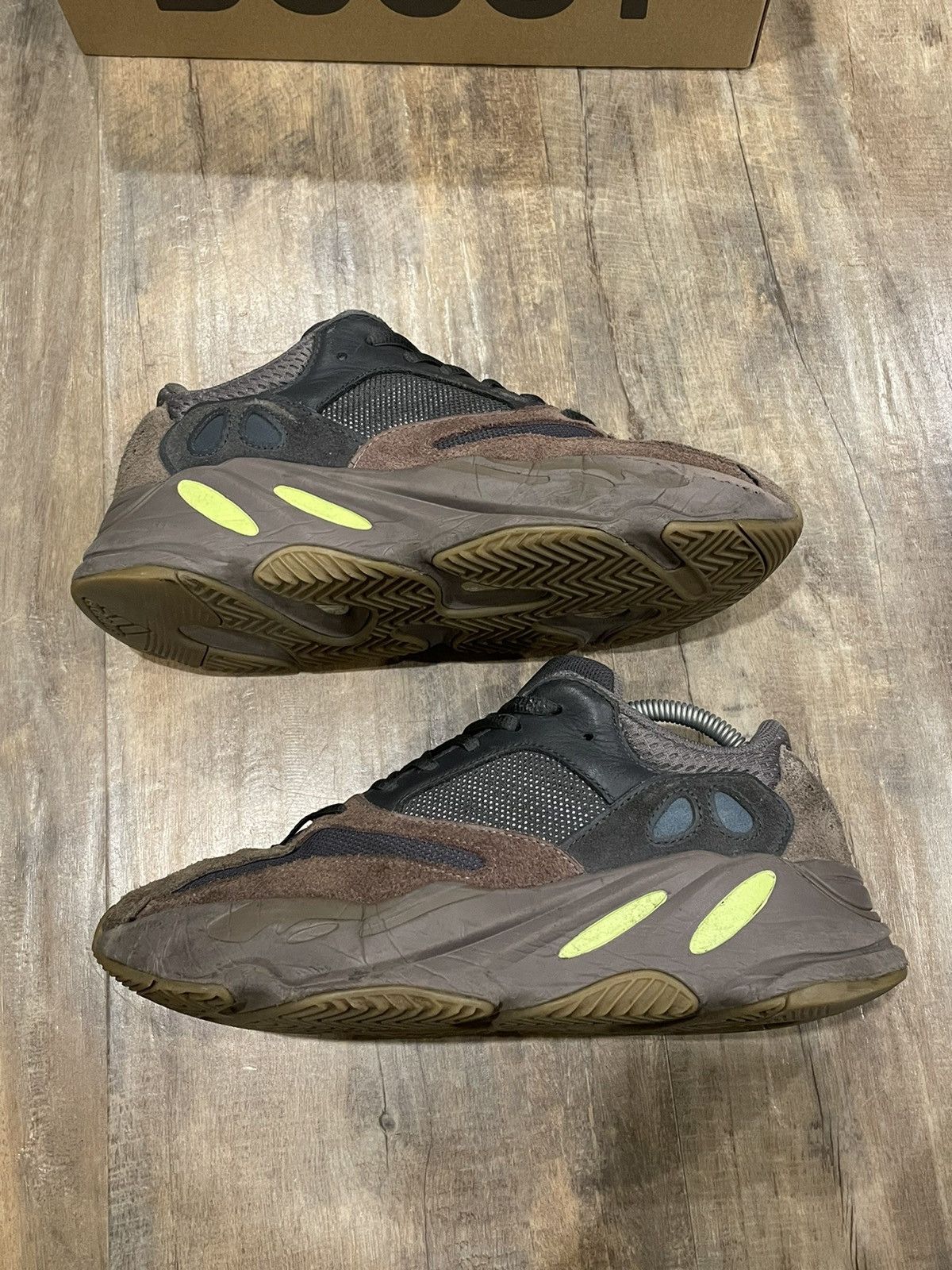 Adidas × Kanye West adidas Yeezy Boost 700 Mauve 2018 Size 8.5 Sneakers Kanye Size US 8.5 / EU 41-42 - 2 Thumbnail