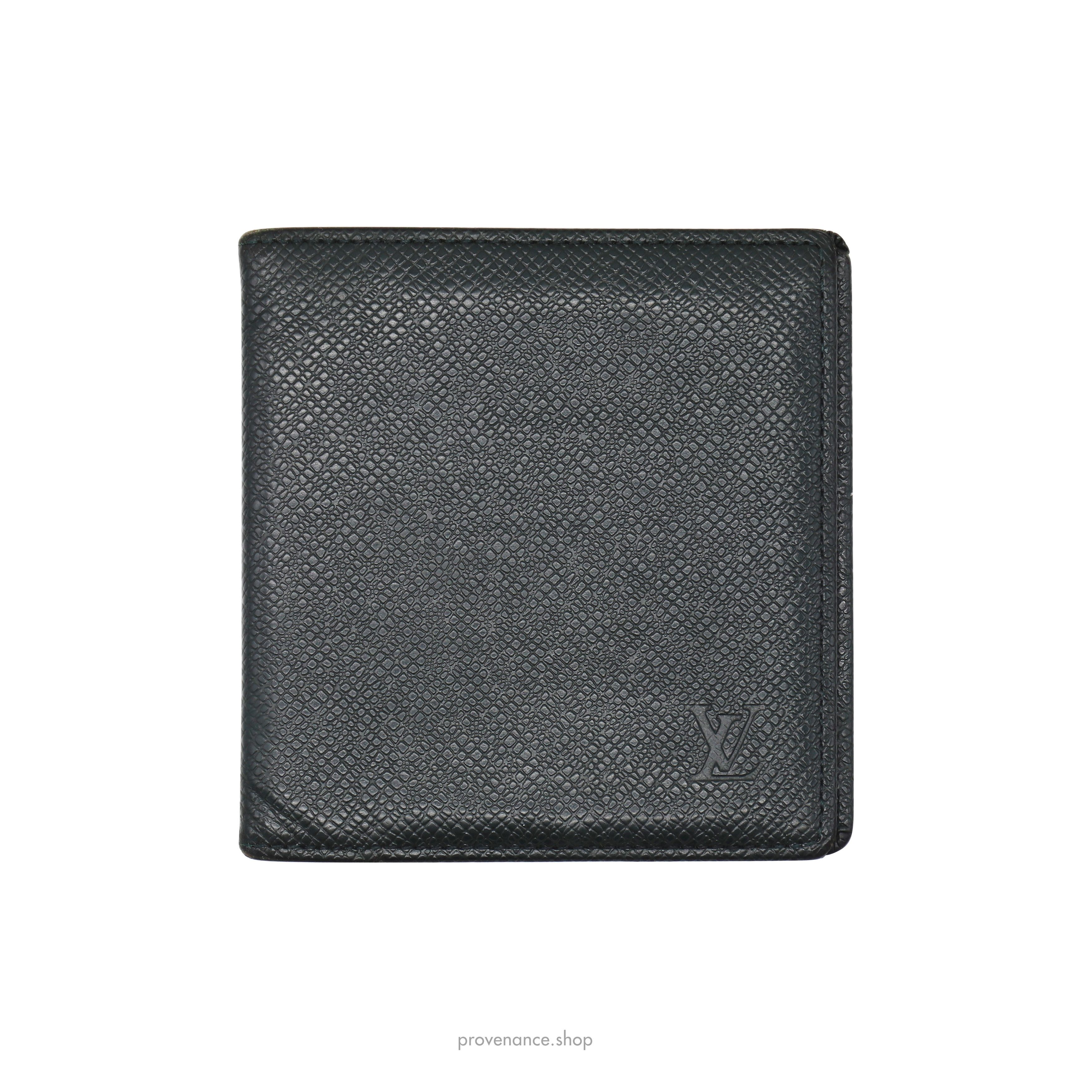 Louis Vuitton 🔴 ID Bifold Wallet - Epicea Green Taiga Leather Size ONE SIZE - 2 Thumbnail